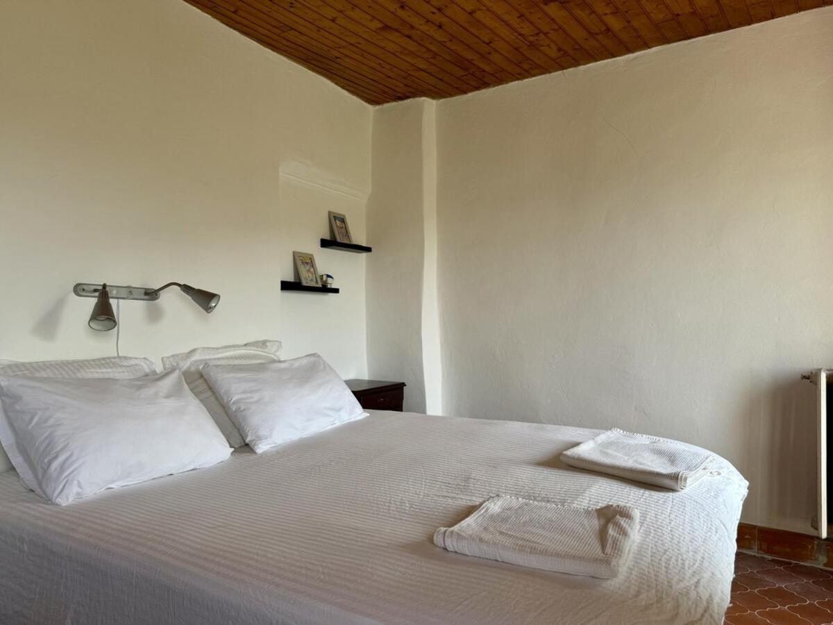 HOST4U - Cozy Warm House with Beautiful View on the Olives Valley