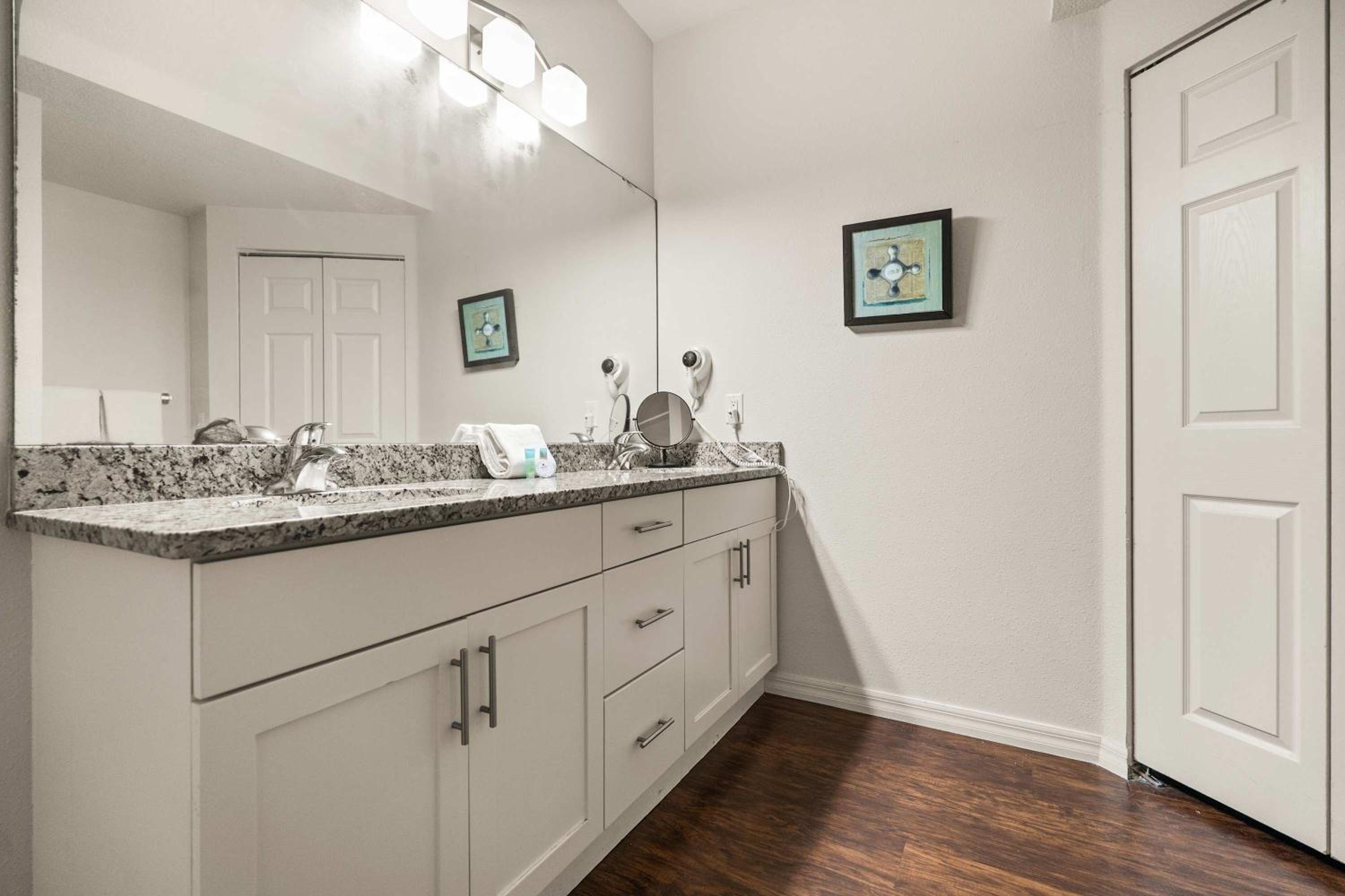 Upstay Modern 3BR Townhome with Pool near Disney