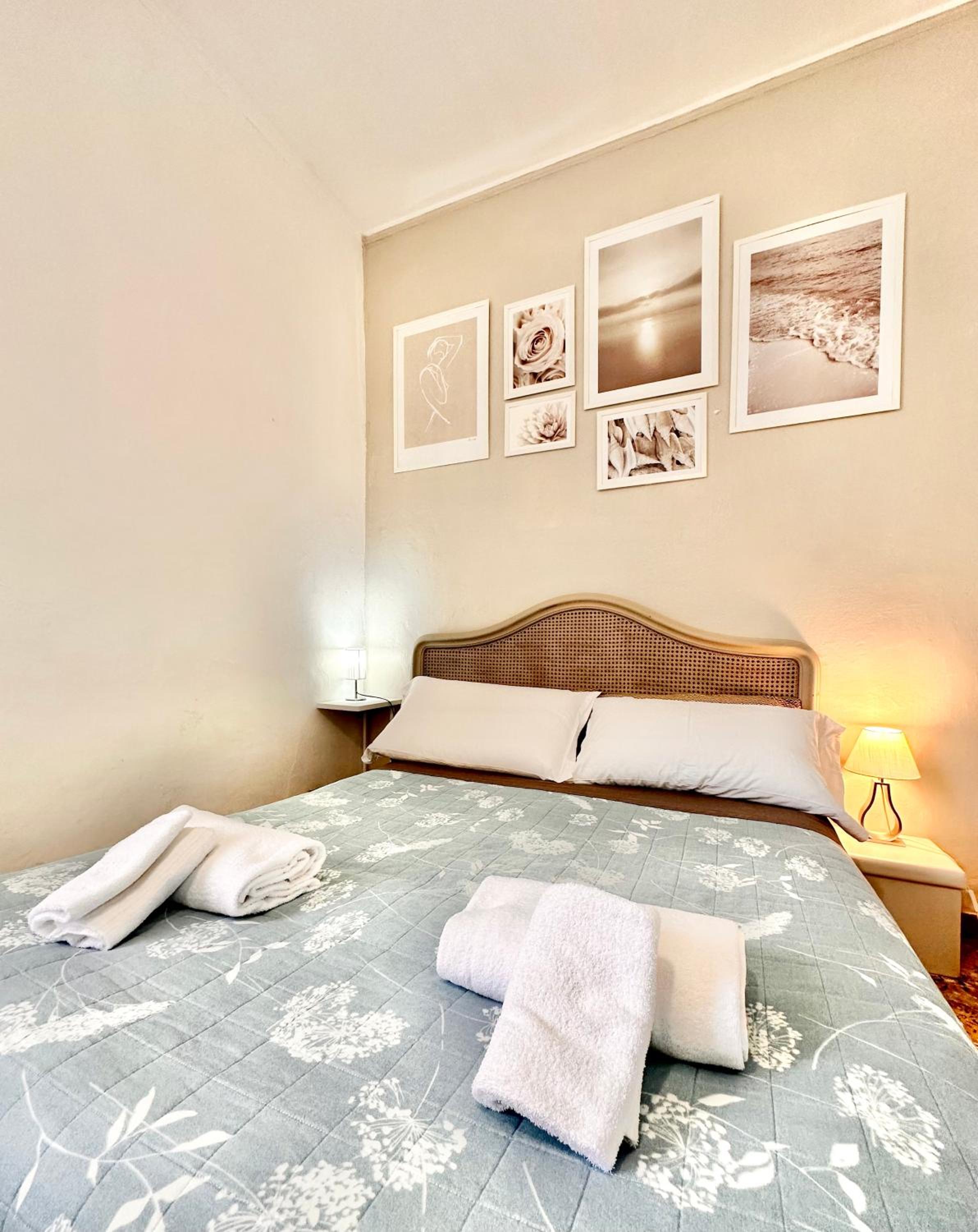 Dimora Concept- Casa D'arte e Vacanze - Free parking