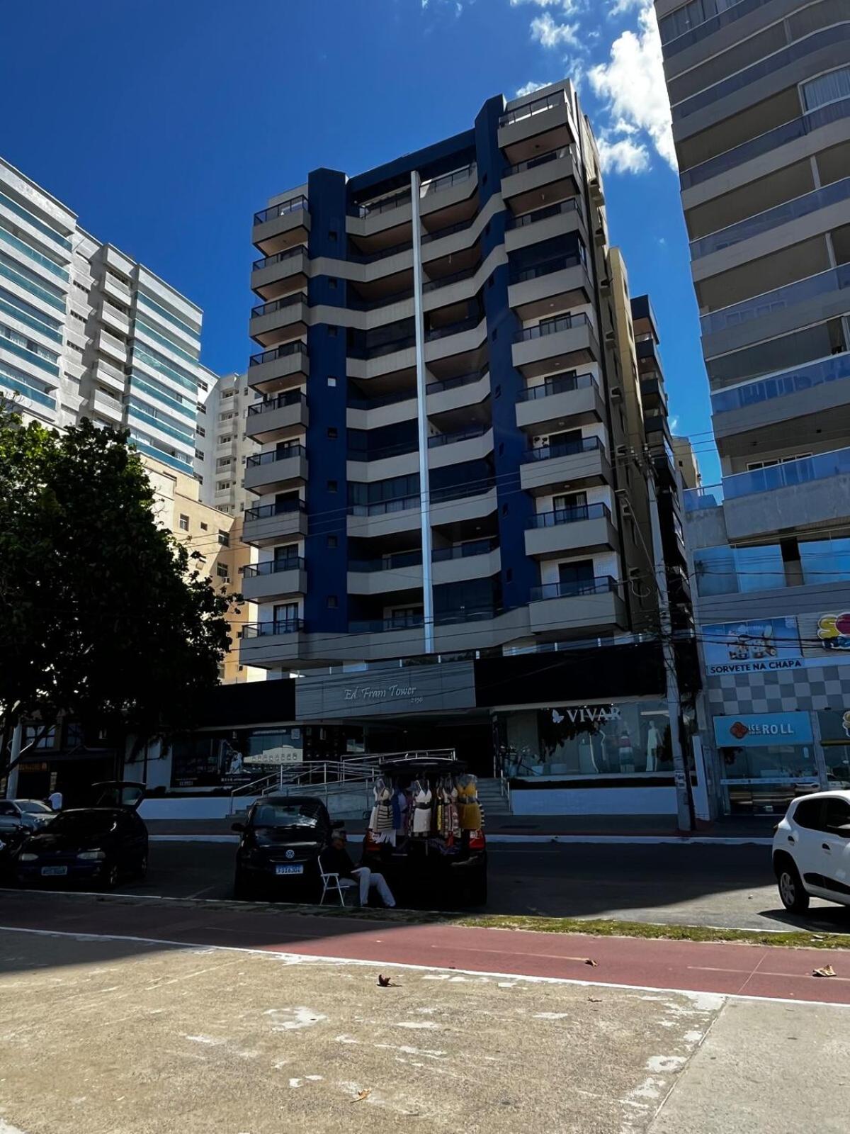 PÉ NA AREIA - Em frente à PRAIA DO MORRO - GUARAPARI- ES
