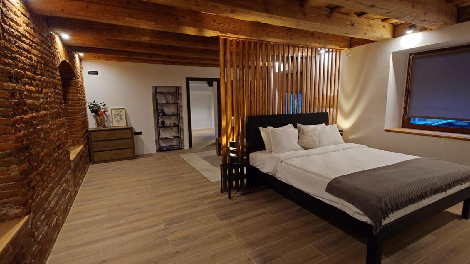 ALBERT RESIDENCE Brasov Historical City Center