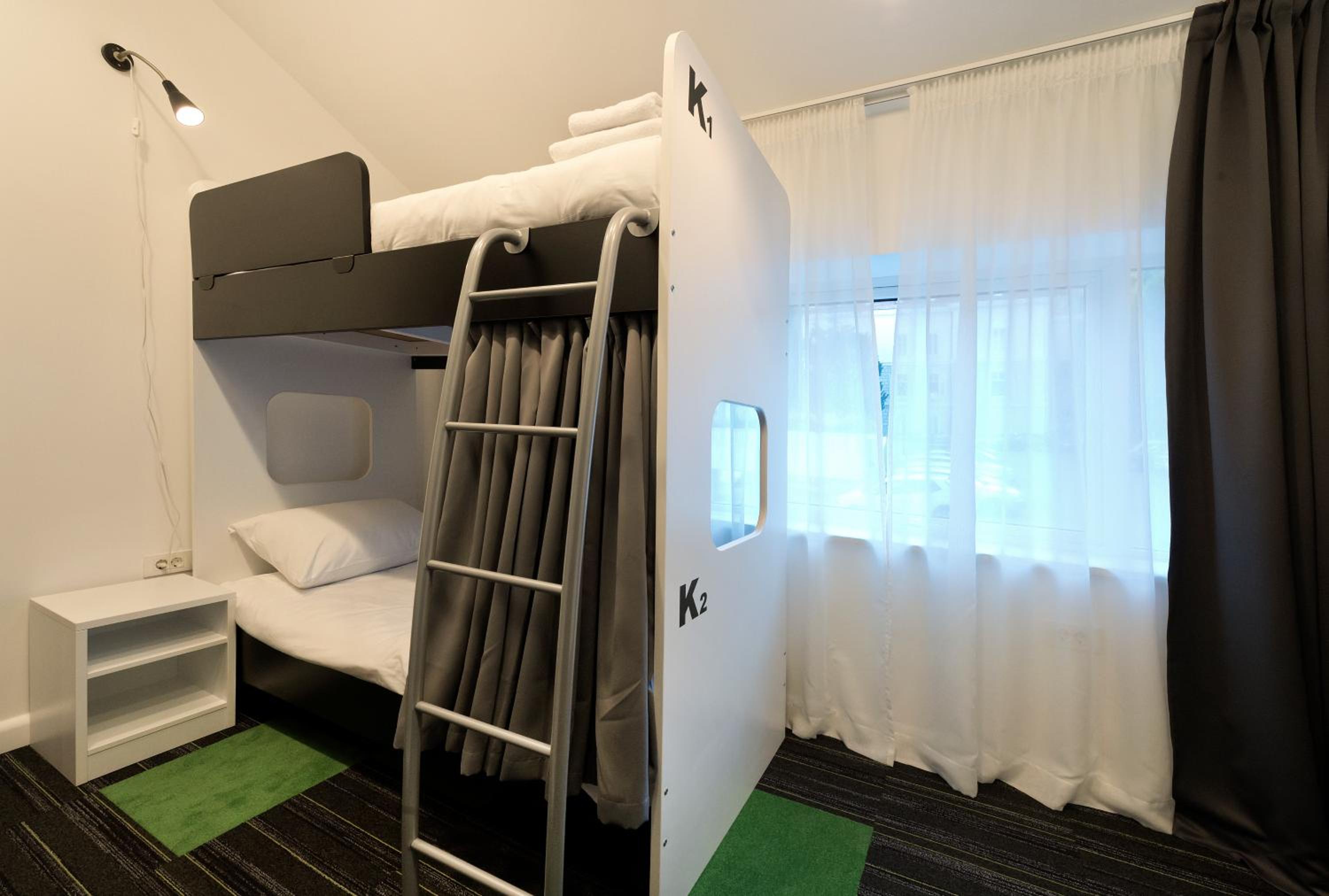 Hostel 365 For U