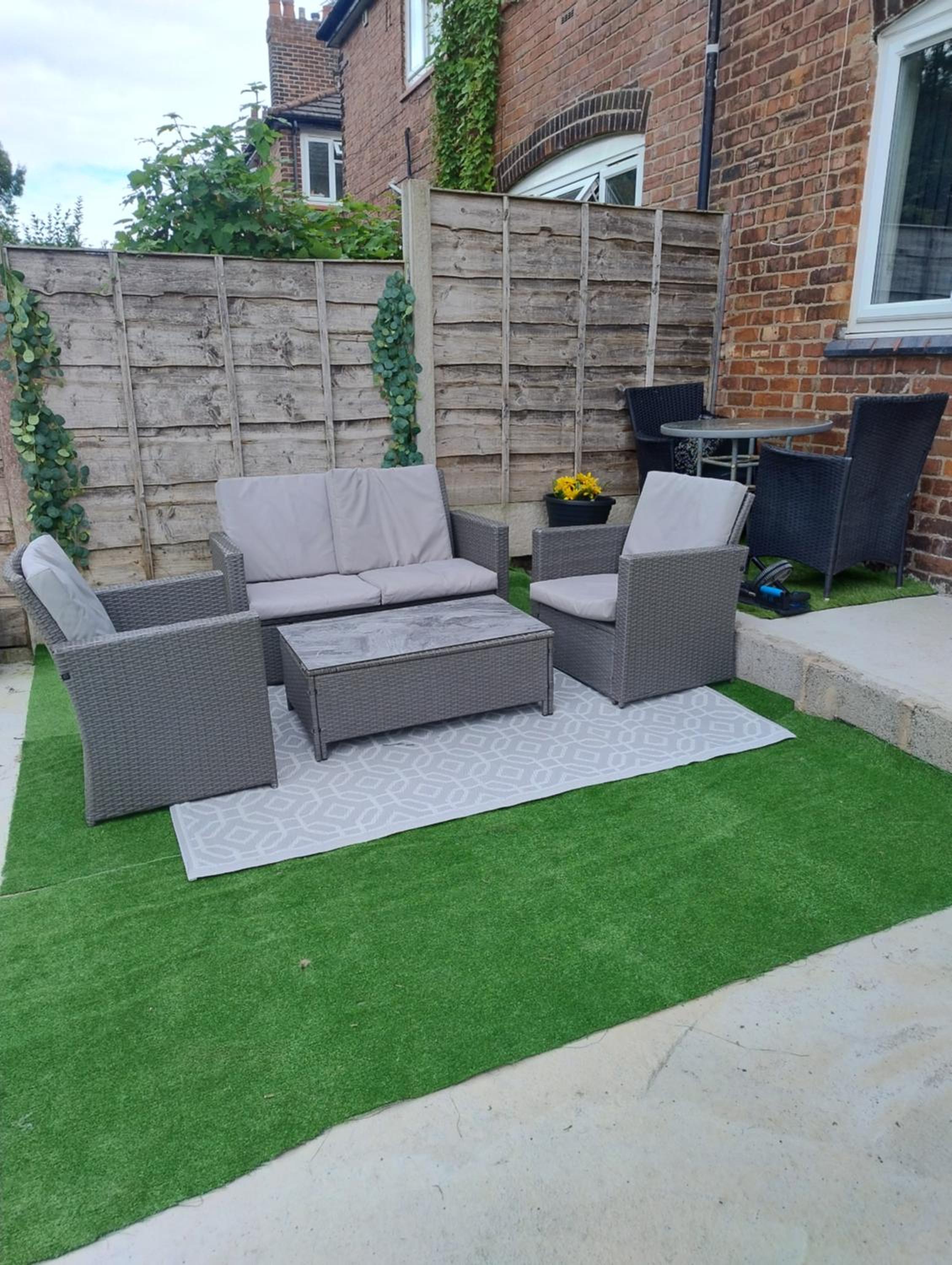 Entire 3BR Home Near Chorlton Water Park and Airport With Parking