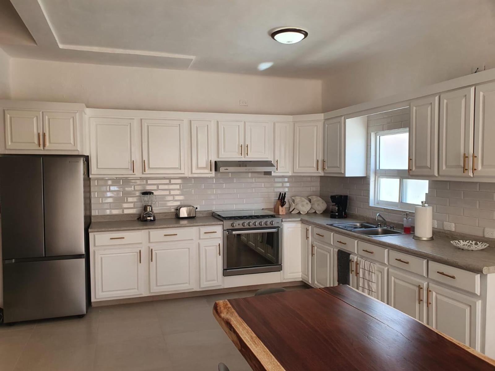 Dome Getaway - Pool, Ocean View & Beach Access