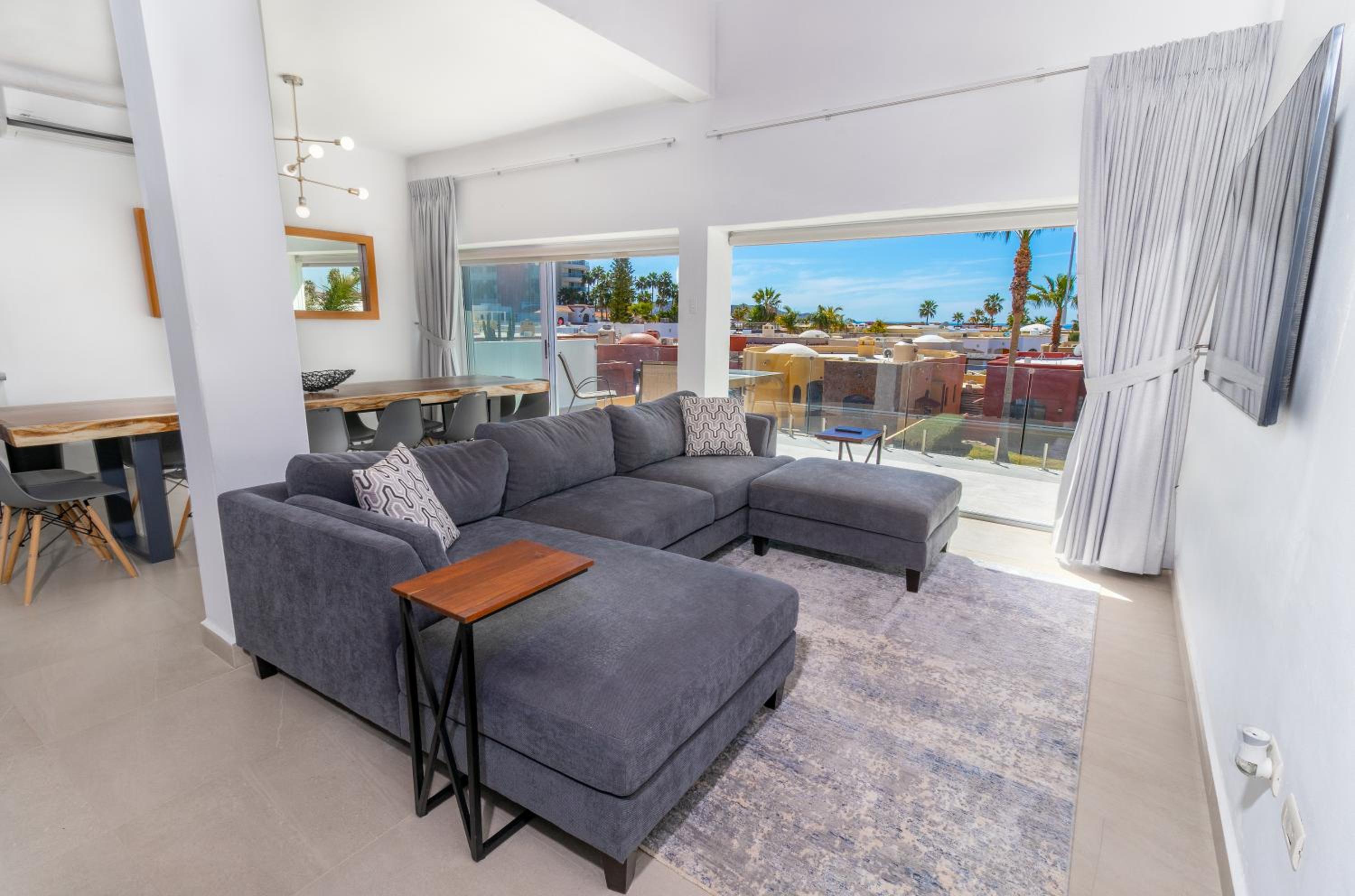 Dome Getaway - Pool, Ocean View & Beach Access