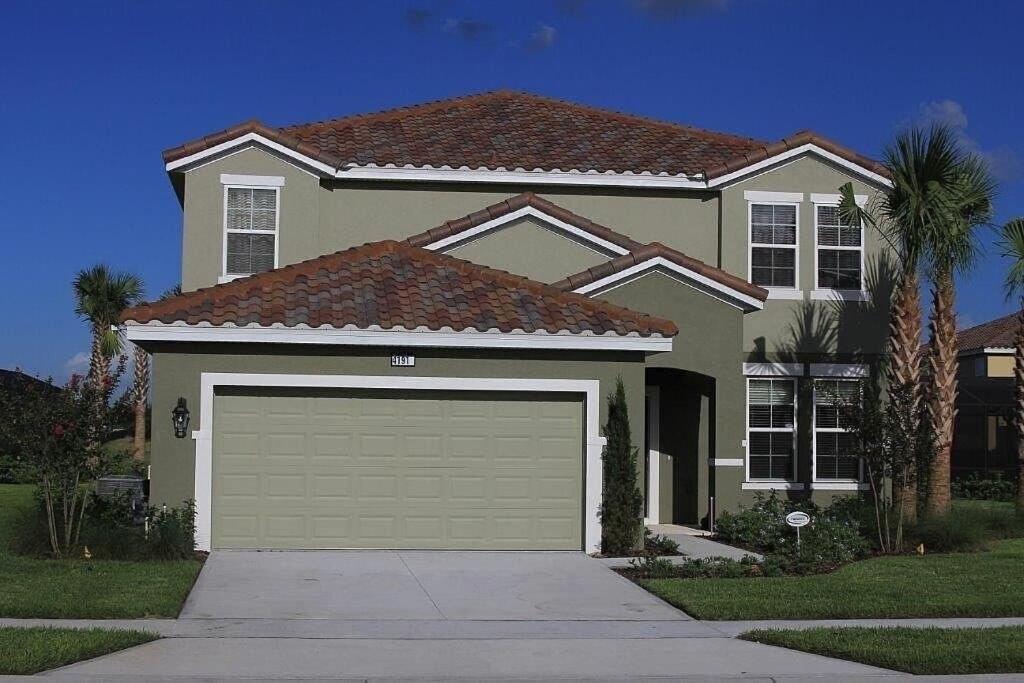 Solterra Family Vacation Home with Private Pool and Spa and Games Room Nr Disney