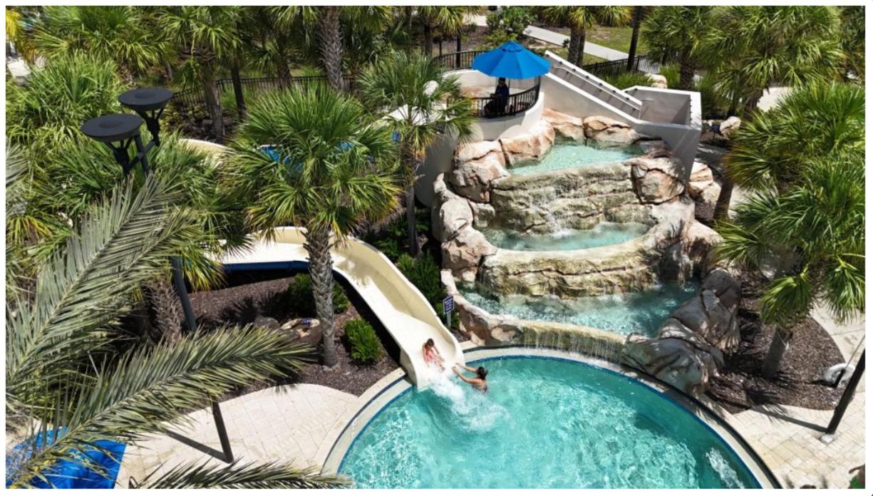 Solterra Family Vacation Home with Private Pool and Spa and Games Room Nr Disney