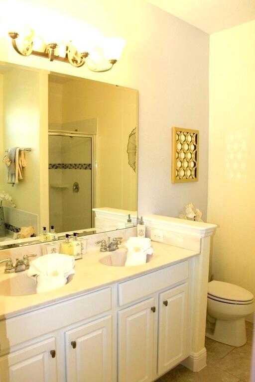 Solterra Family Vacation Home with Private Pool and Spa and Games Room Nr Disney