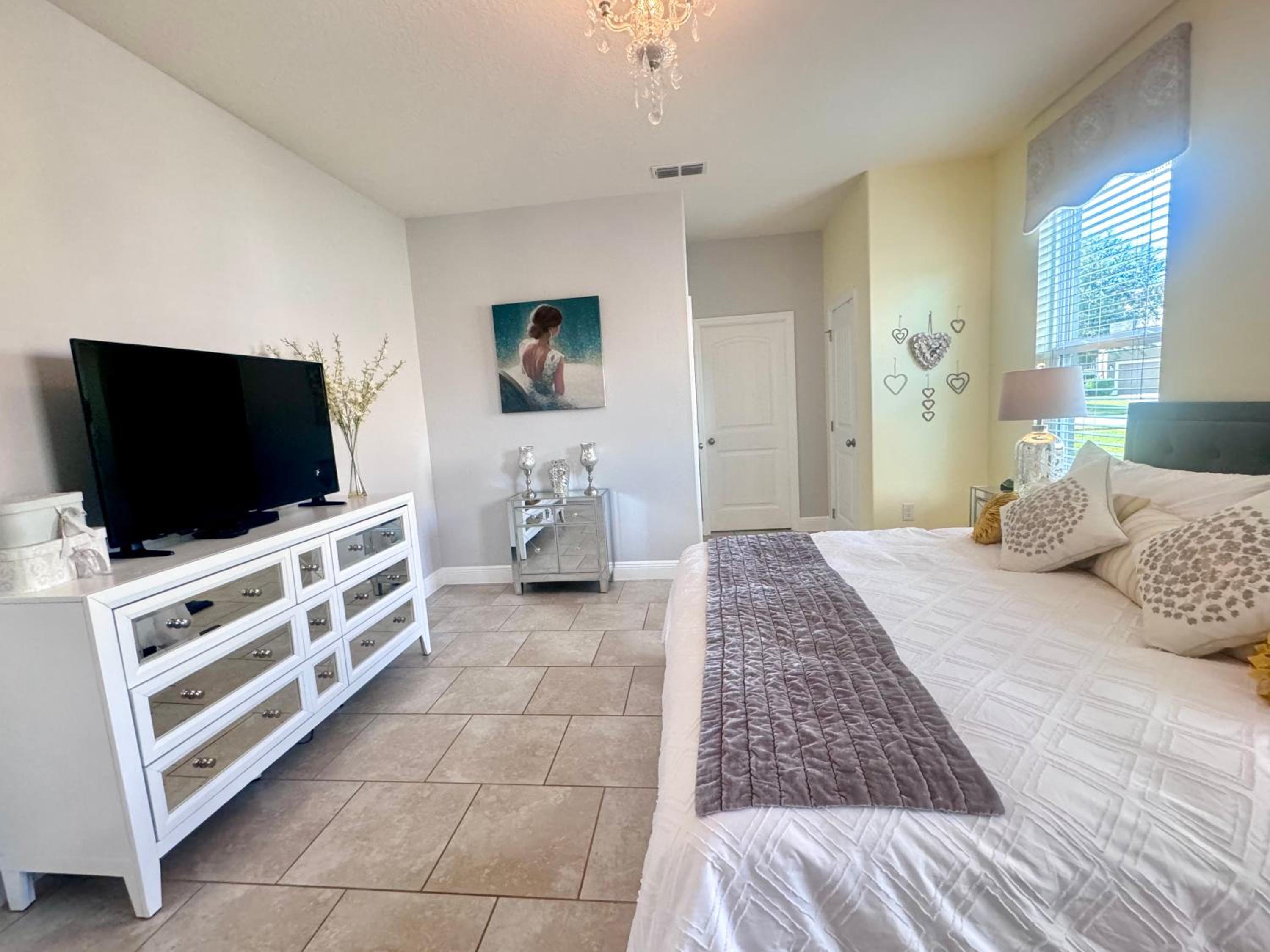 Solterra Family Vacation Home with Private Pool and Spa and Games Room Nr Disney
