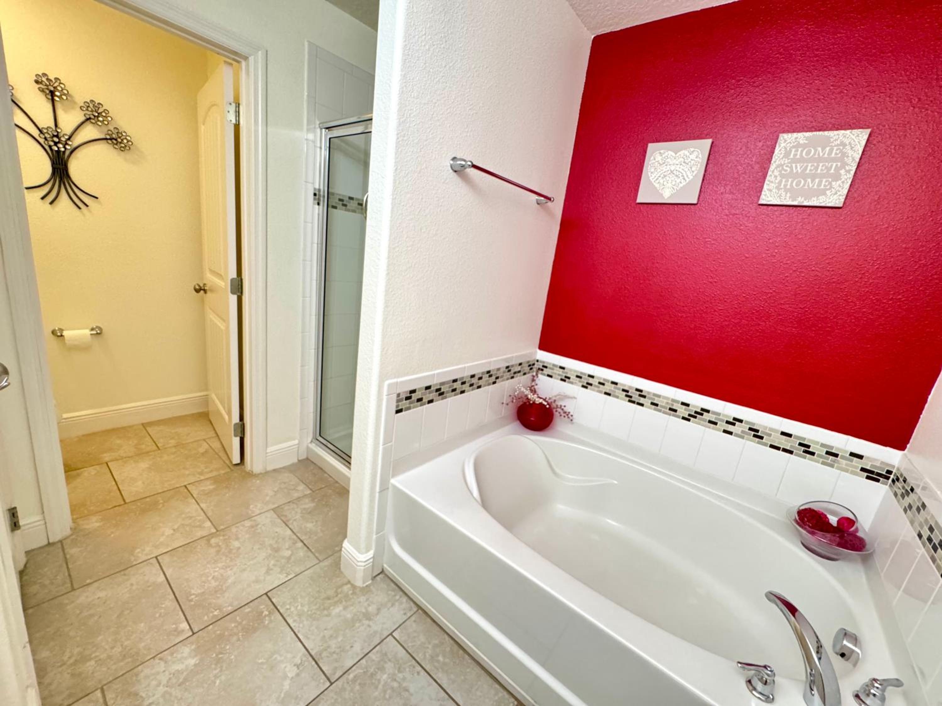 Solterra Family Vacation Home with Private Pool and Spa and Games Room Nr Disney