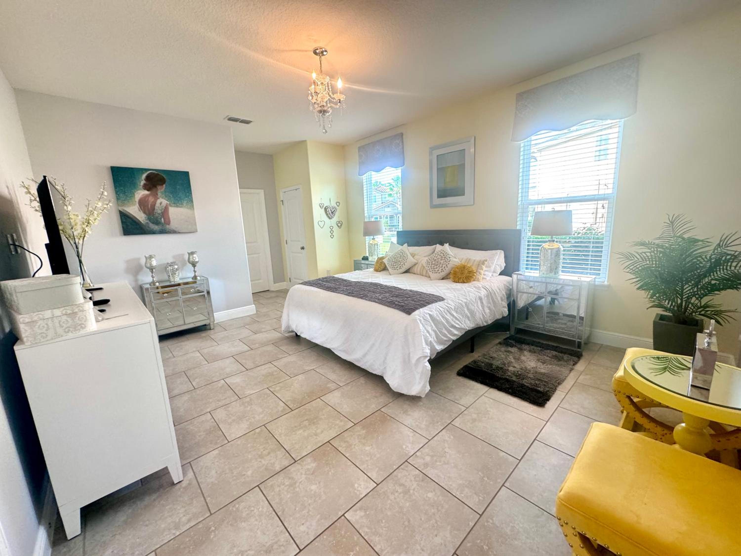 Solterra Family Vacation Home with Private Pool and Spa and Games Room Nr Disney