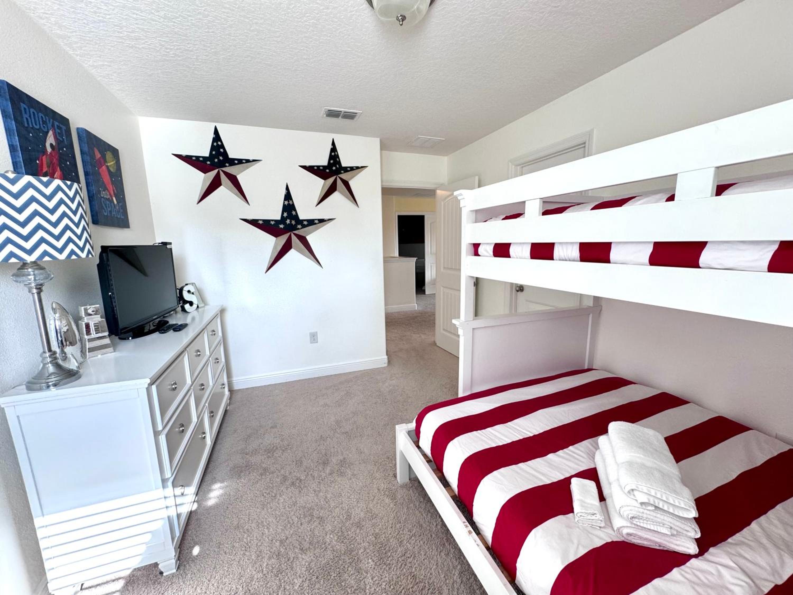 Solterra Family Vacation Home with Private Pool and Spa and Games Room Nr Disney