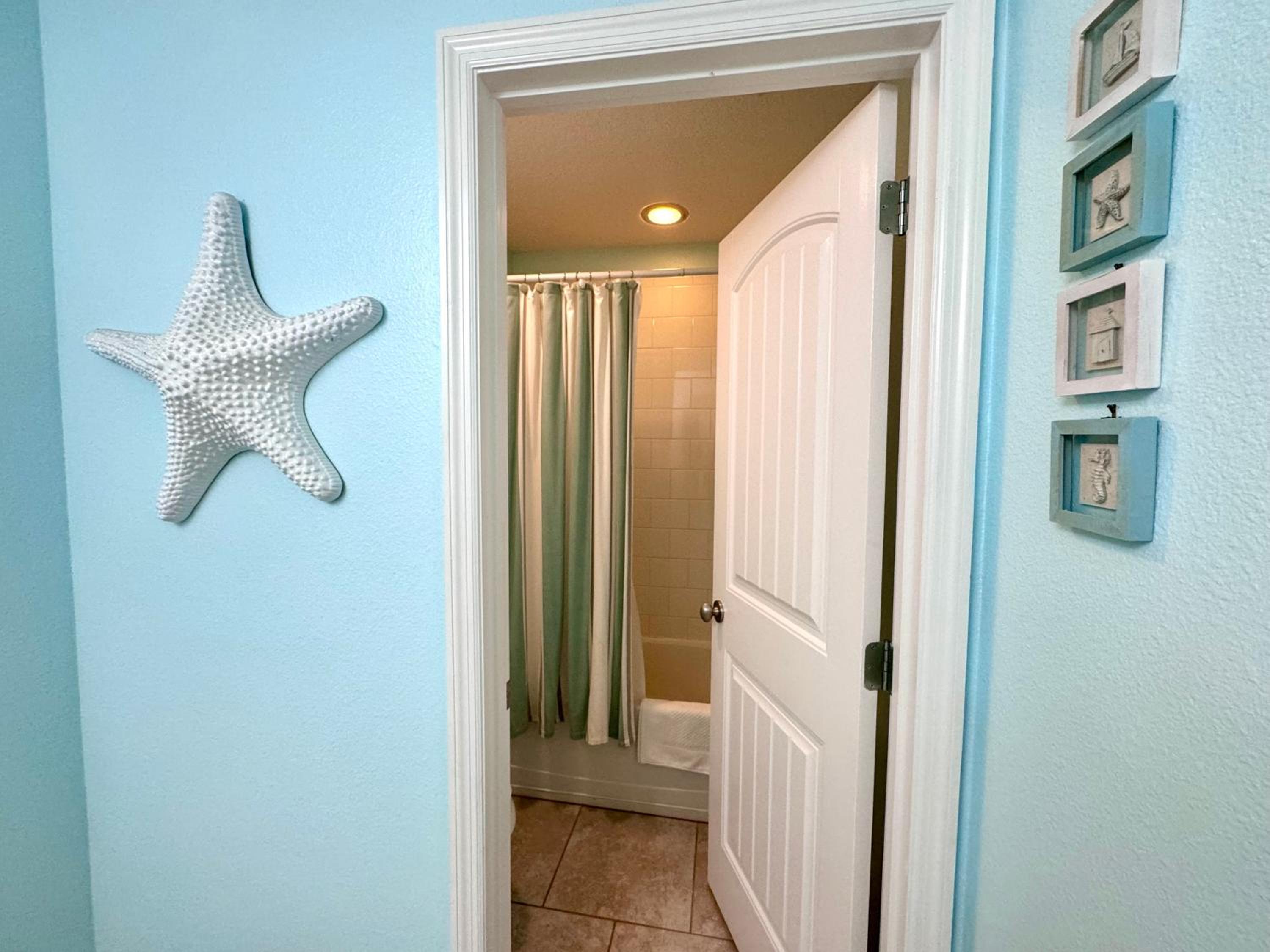 Solterra Family Vacation Home with Private Pool and Spa and Games Room Nr Disney