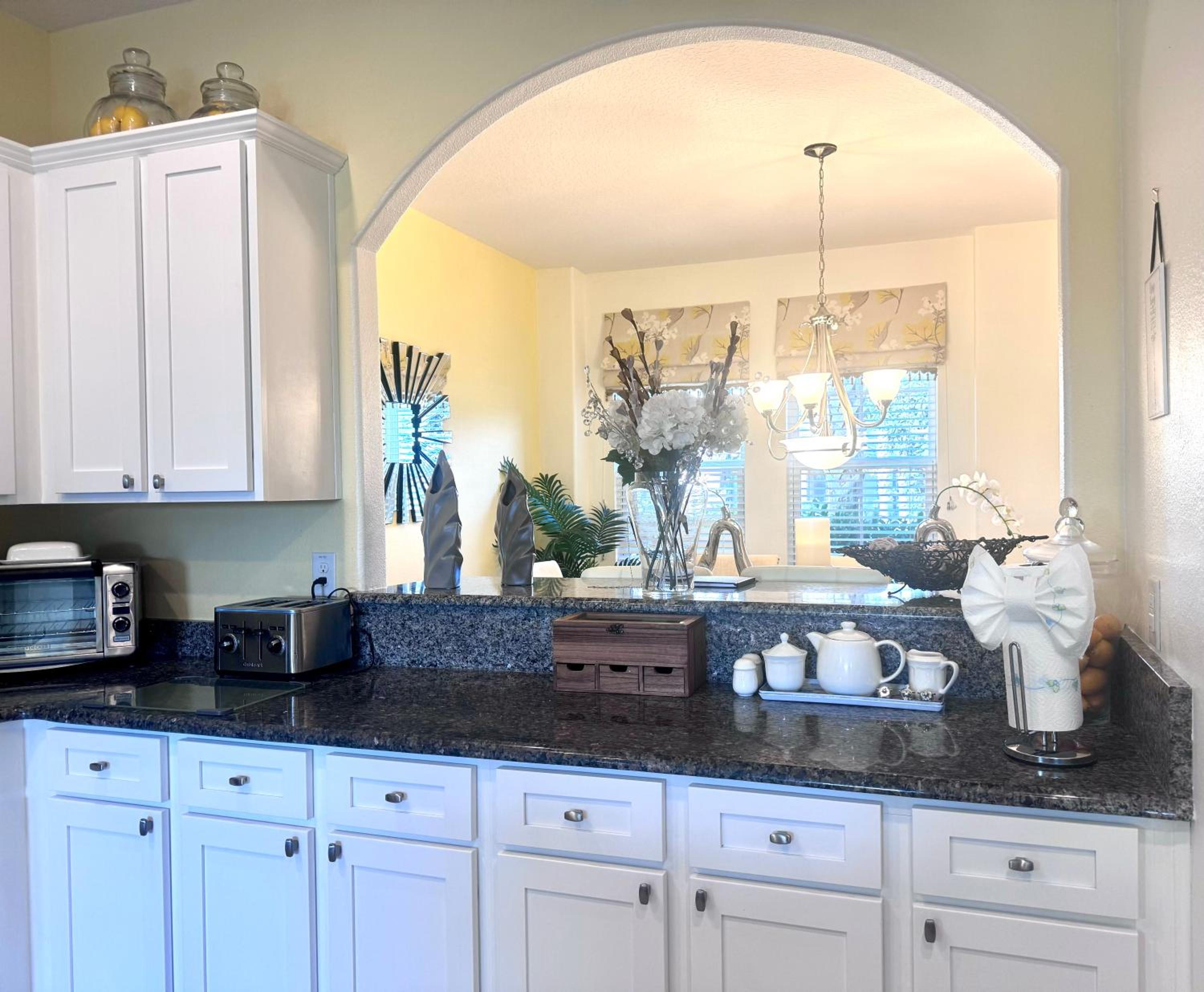 Solterra Family Vacation Home with Private Pool and Spa and Games Room Nr Disney