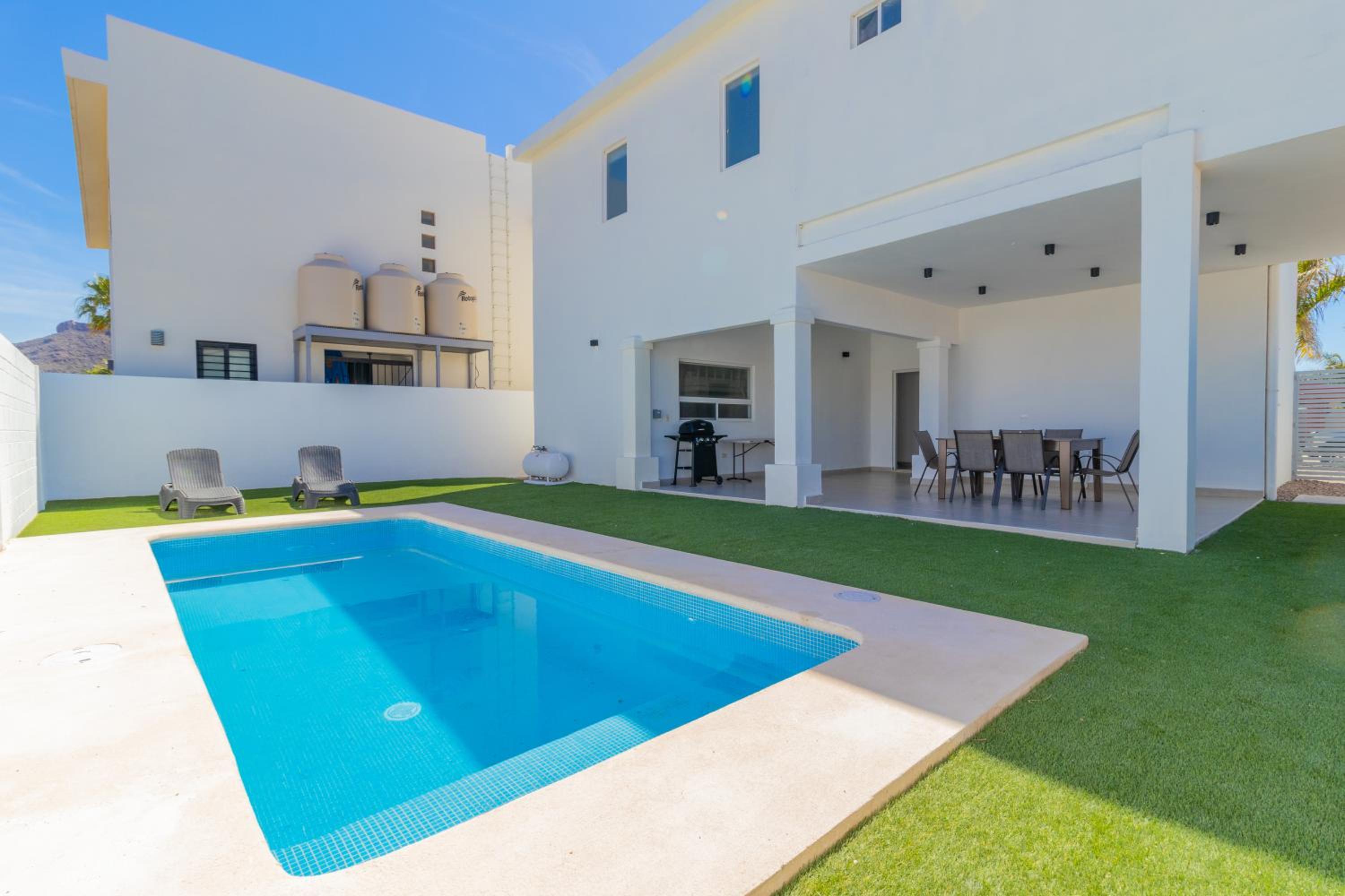 Dome Getaway - Pool, Ocean View & Beach Access