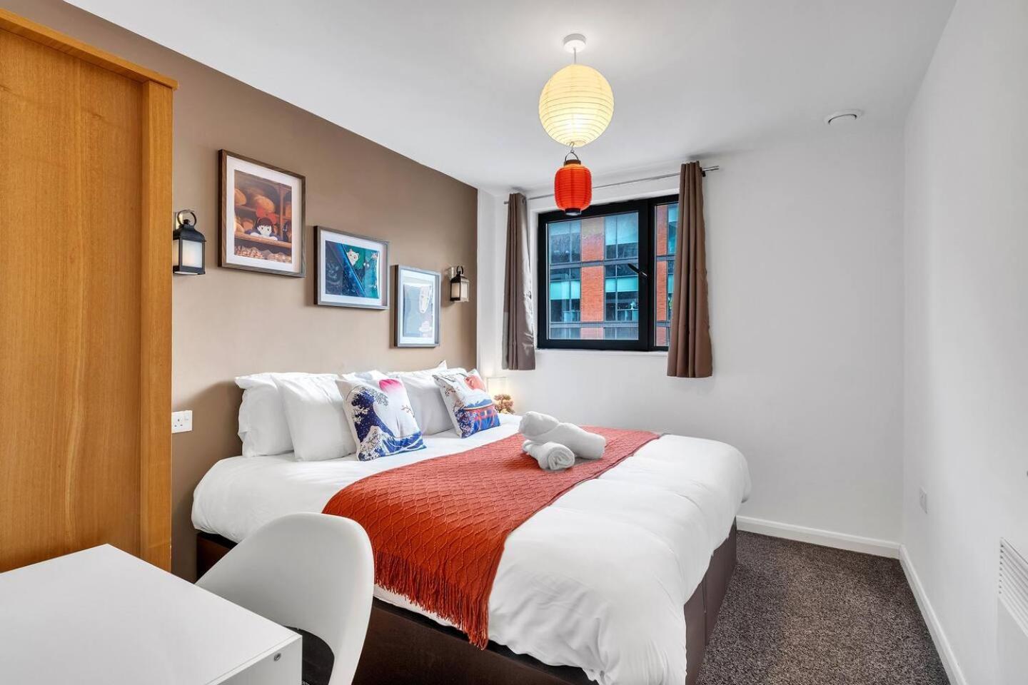 Anime Suite 15 Nights Stay with FreePark, Games and Netflix