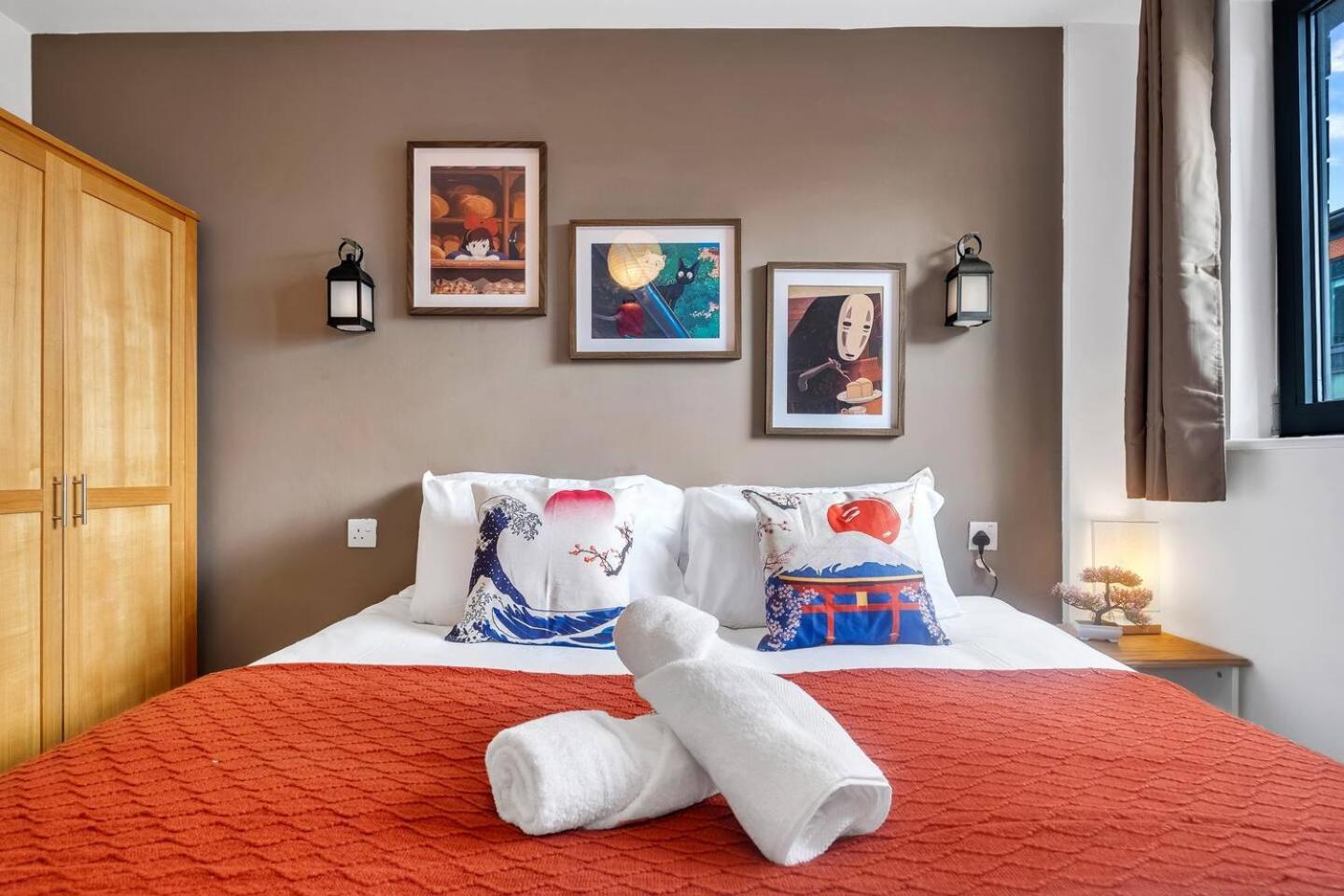 Anime Suite 15 Nights Stay with FreePark, Games and Netflix