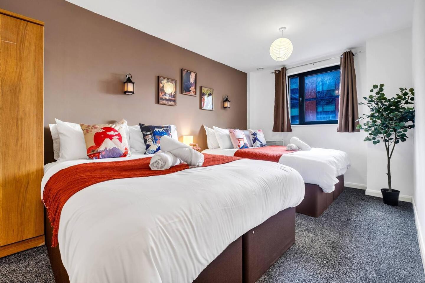 Anime Suite 15 Nights Stay with FreePark, Games and Netflix