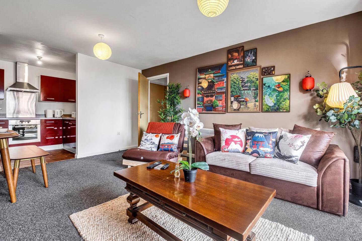 Anime Suite 15 Nights Stay with FreePark, Games and Netflix