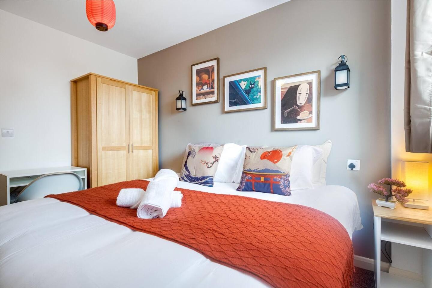 Anime Suite 15 Nights Stay with FreePark, Games and Netflix