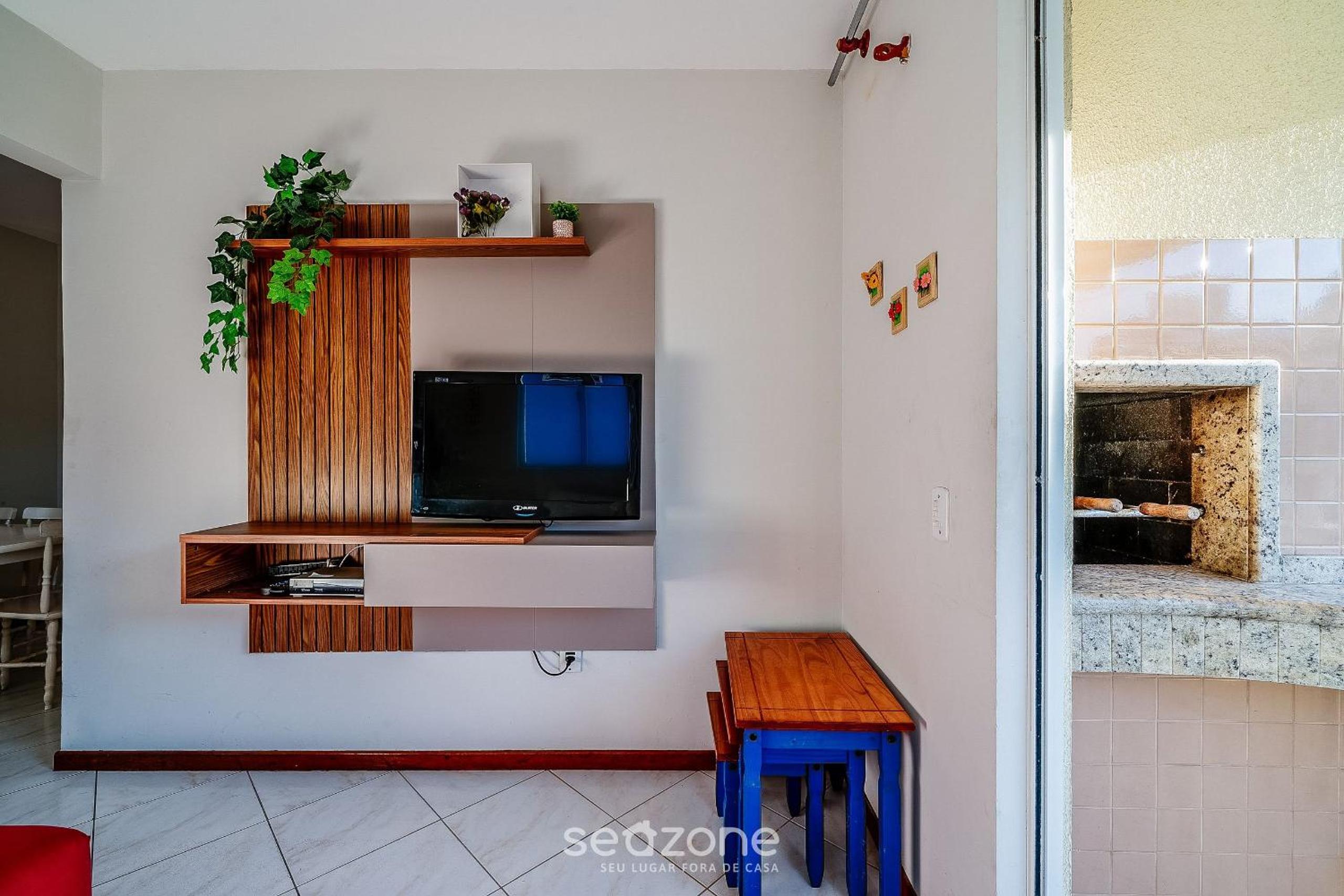 Apt w/barbecue 3 minutes from Bombas Beach FDL101