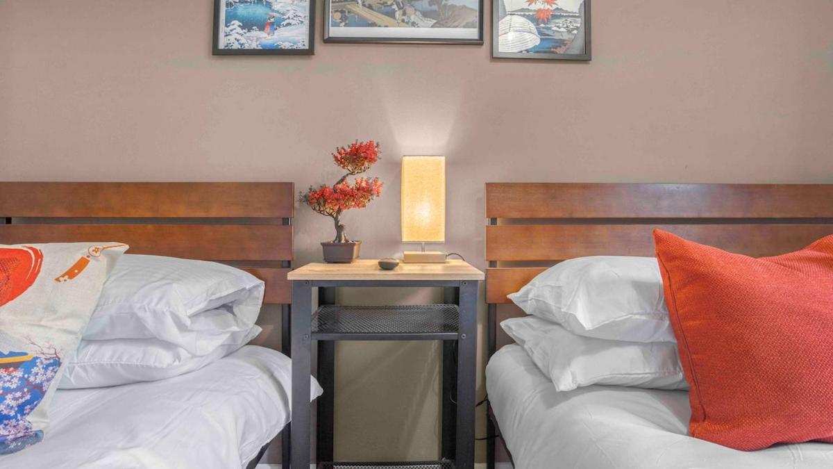 Japan Suite 15 Nights Stay with FreePark, Balcony and Netflix