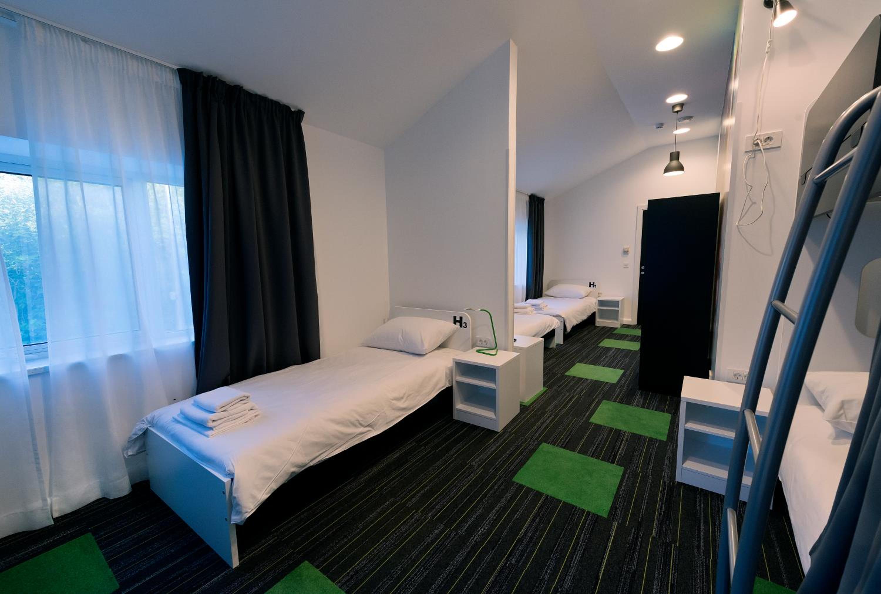 Hostel 365 For U