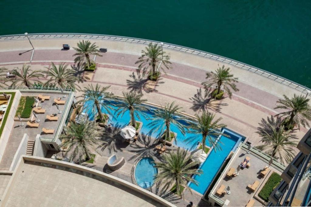 NEW LUX 1 BDR in Marina at Blakely Tower by CEG Group