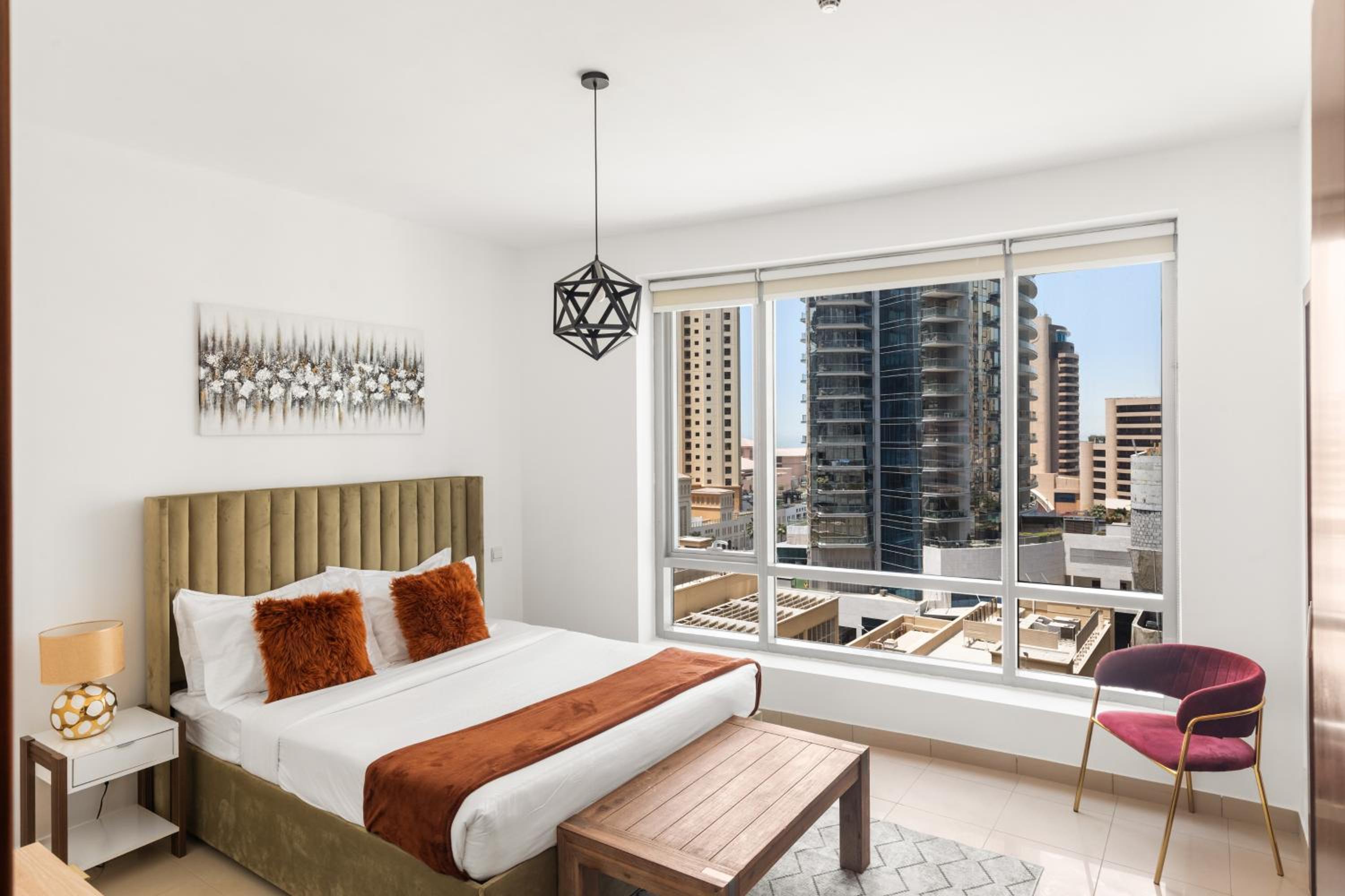 NEW LUX 1 BDR in Marina at Blakely Tower by CEG Group