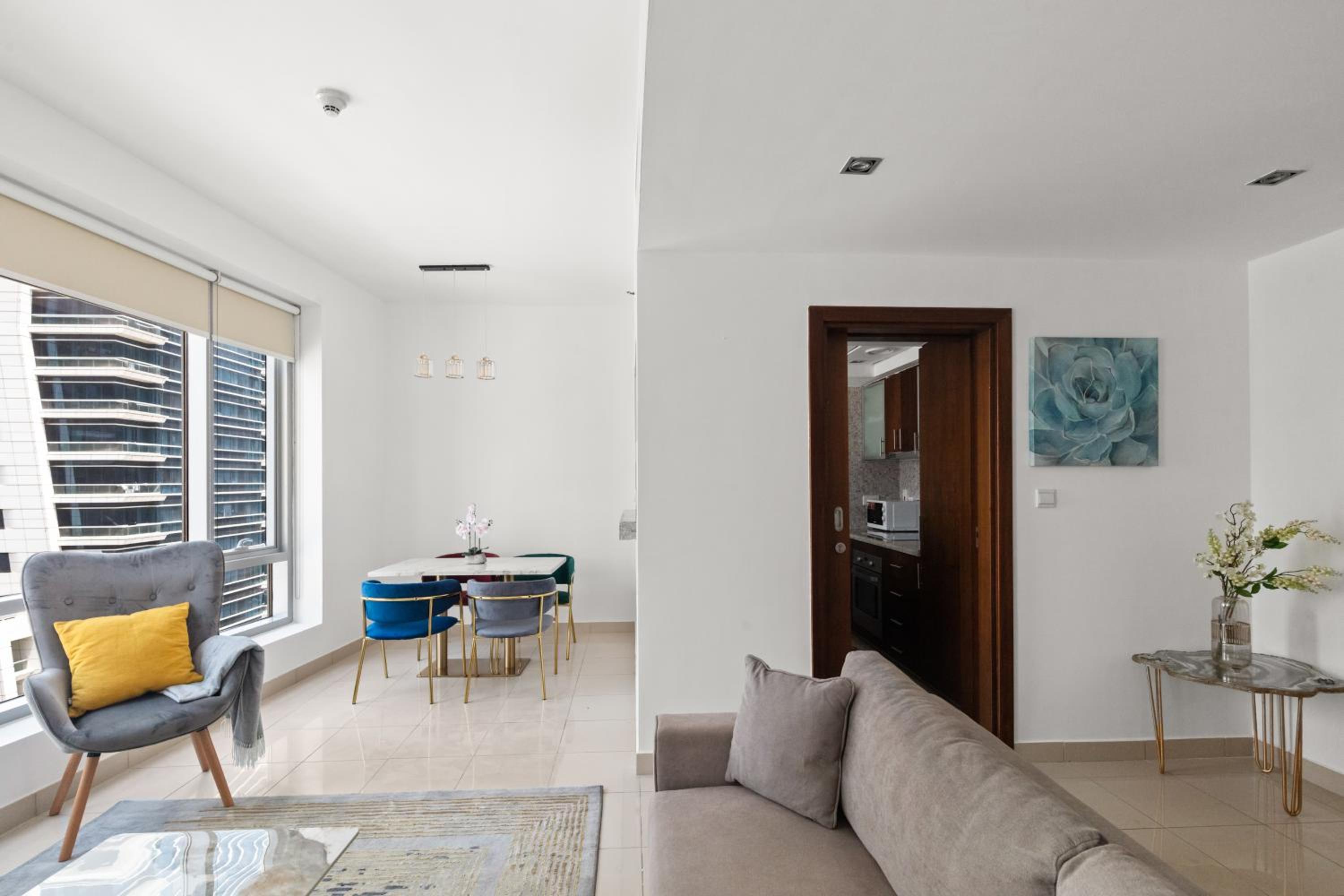NEW LUX 1 BDR in Marina at Blakely Tower by CEG Group