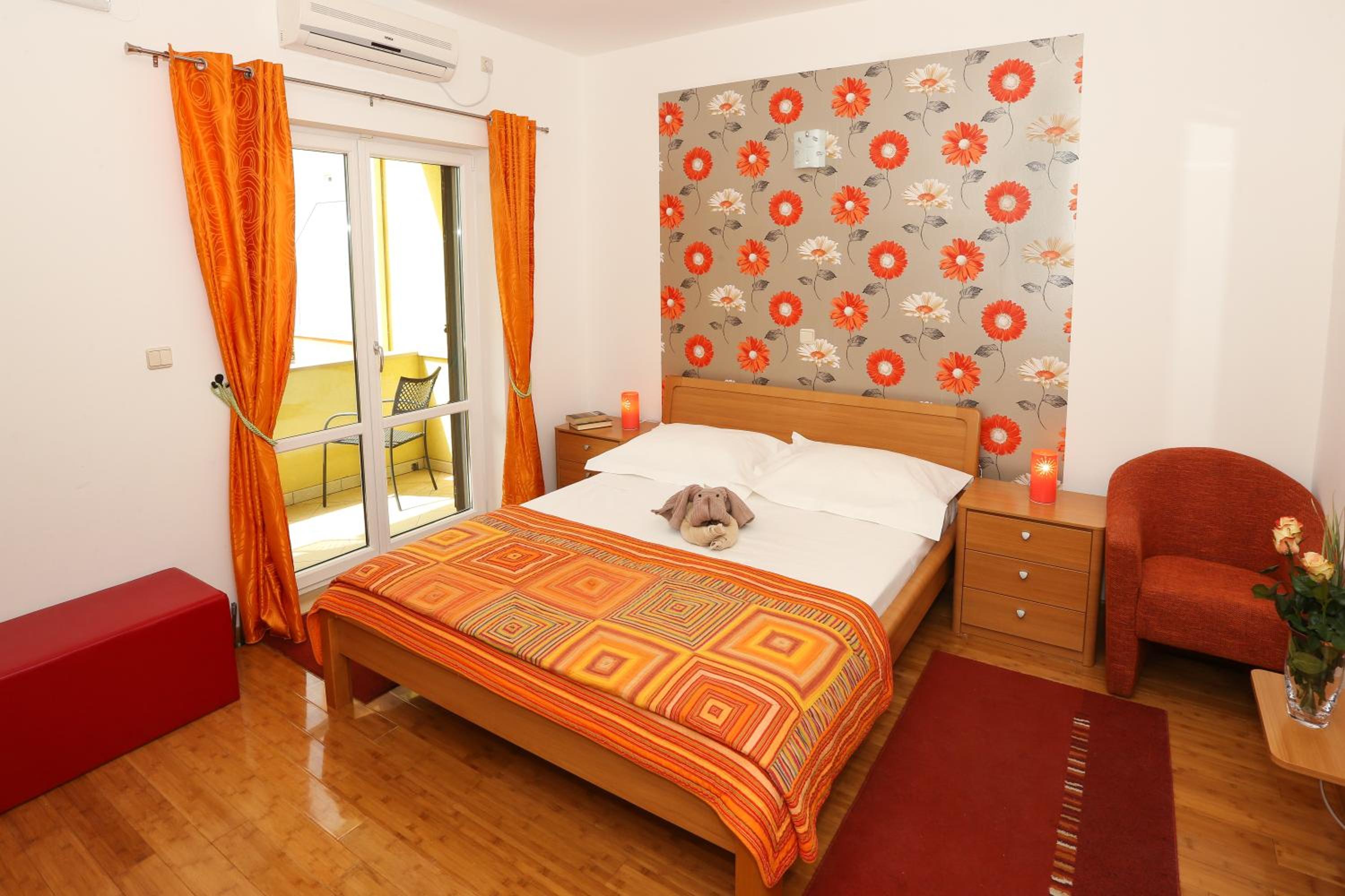 Sunrise Apartments