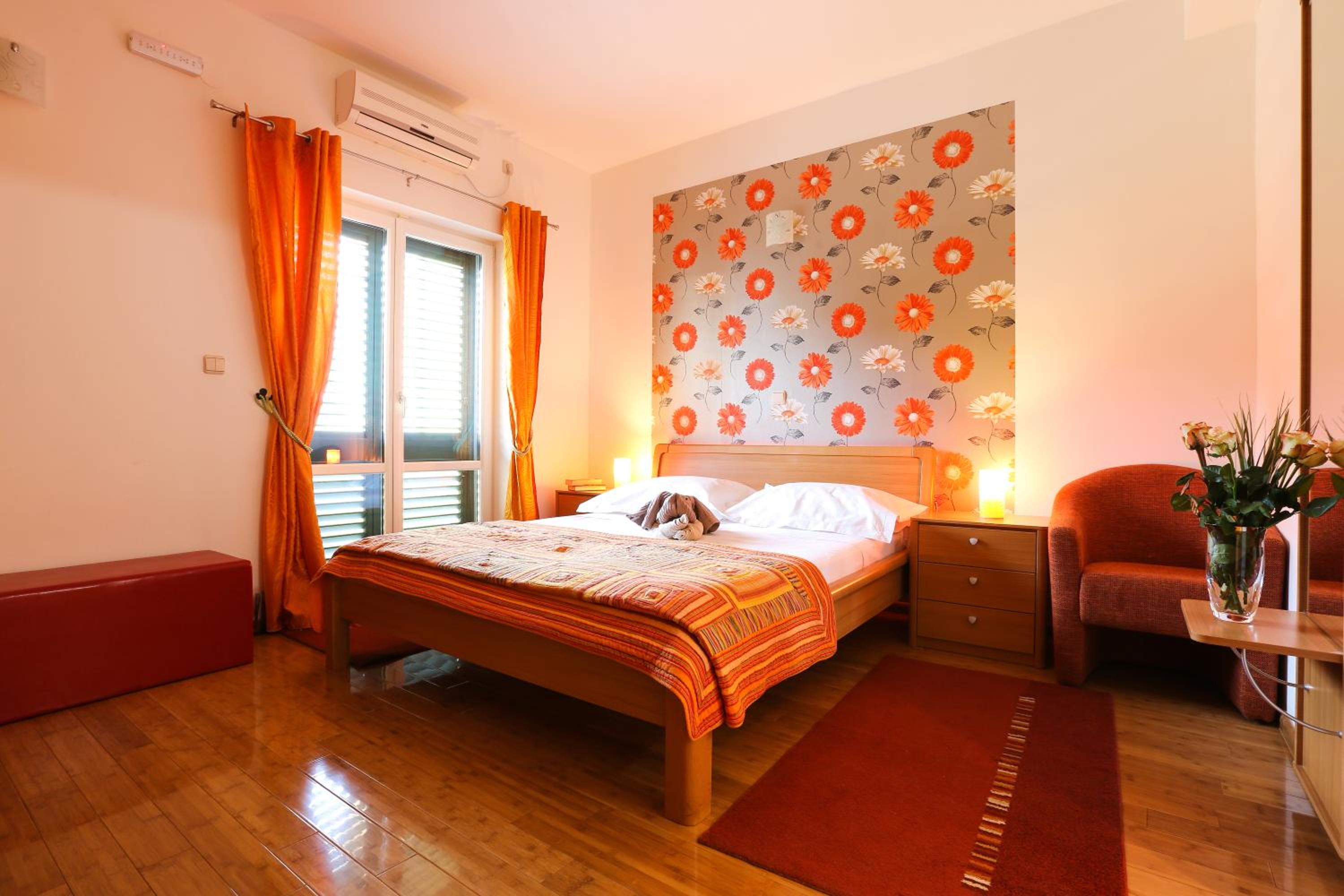 Sunrise Apartments