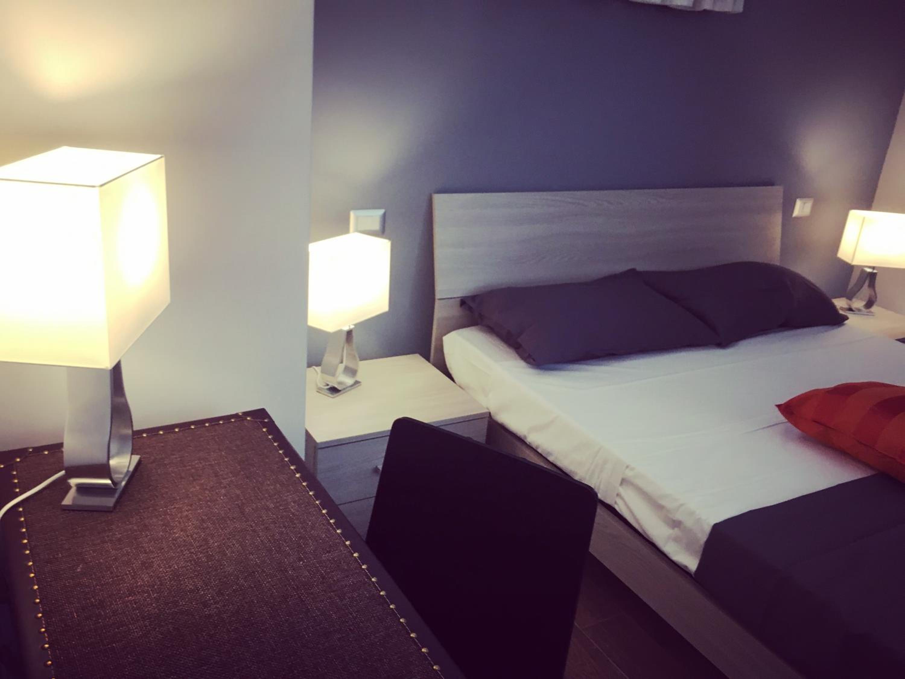 Caracalla Room Rental