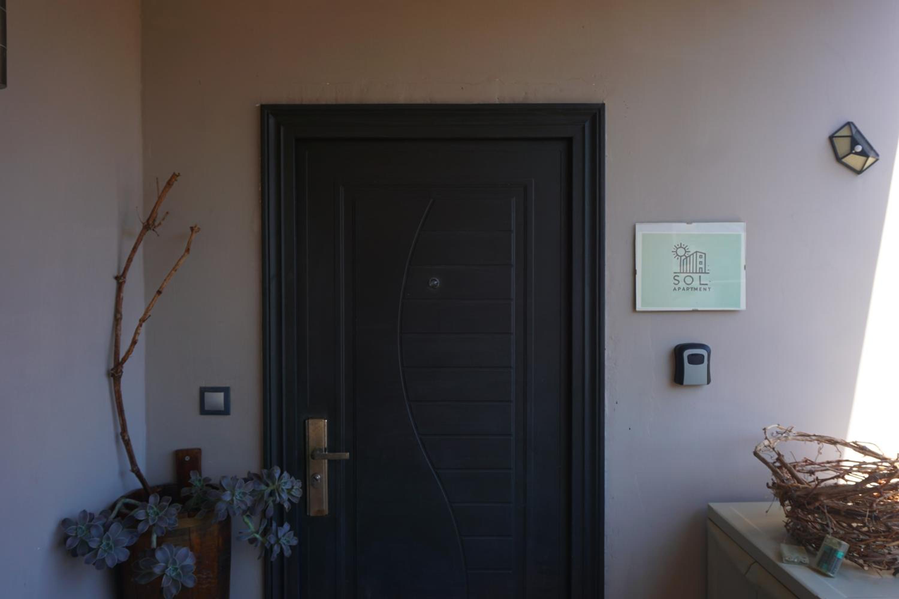 Sol Apartment