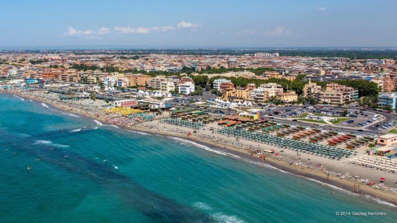Lido di Ostia 1933