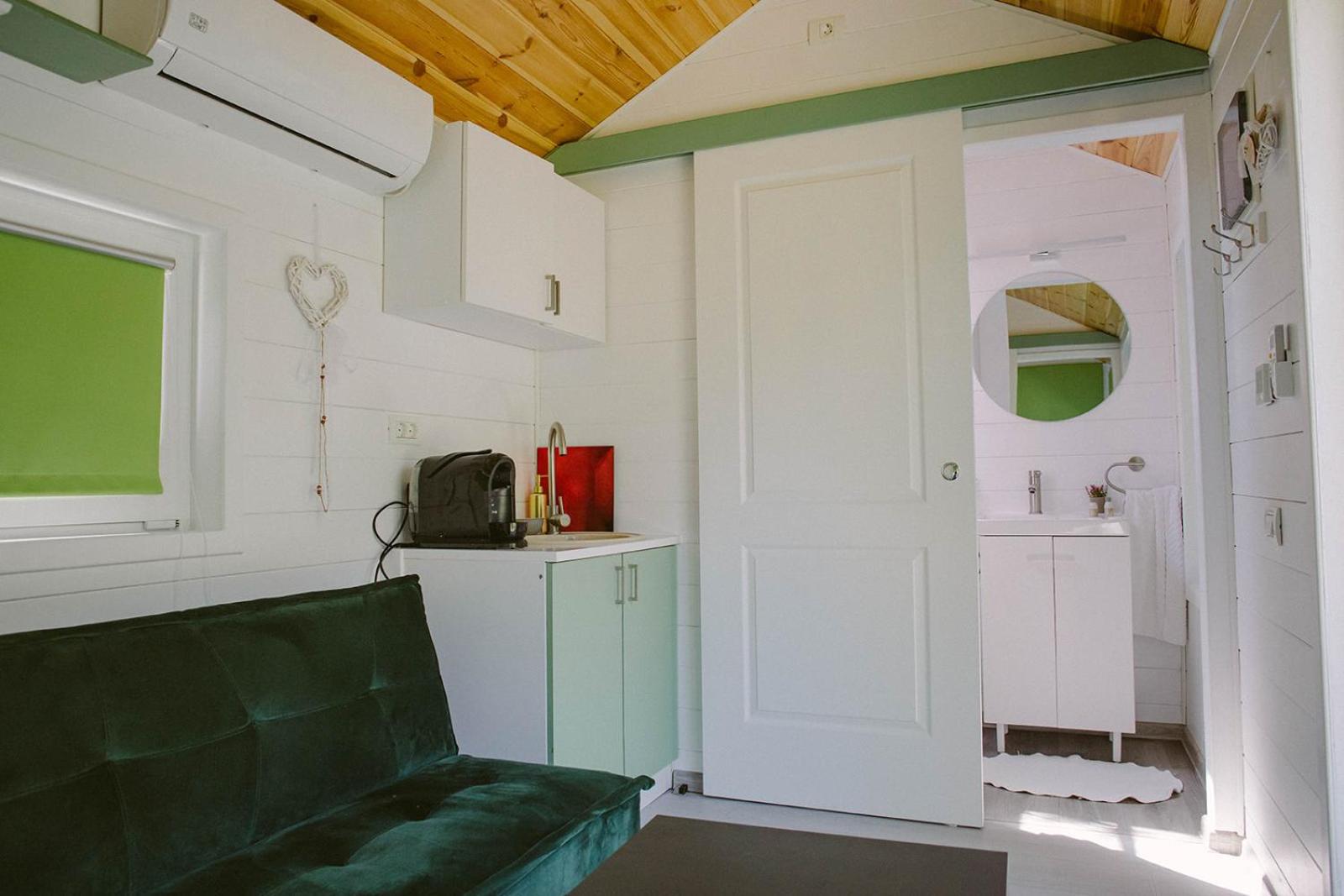 Pura Vida Downtown Tiny houses
