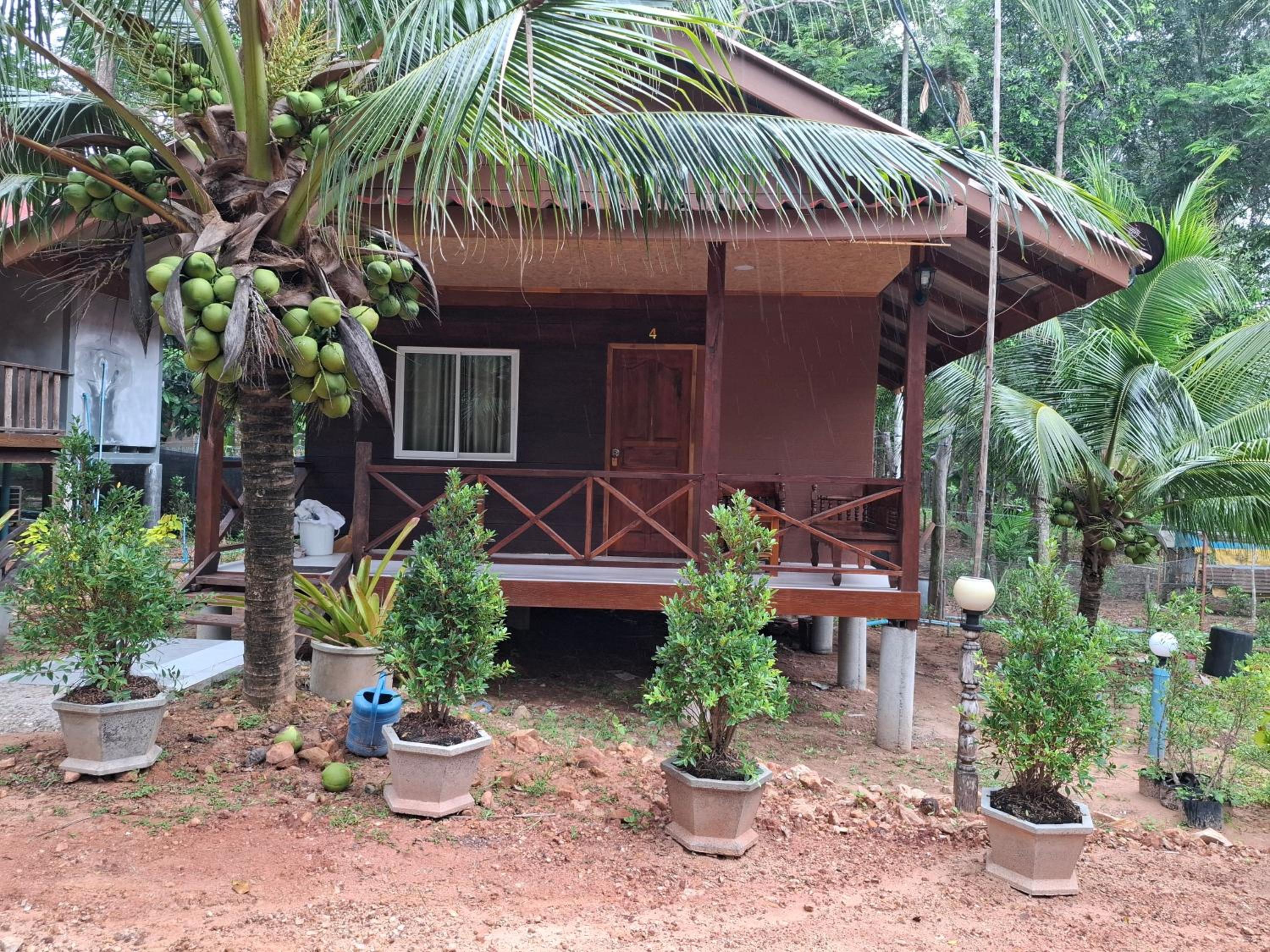 ฟาดิลบังกะโล Fadel bungalow