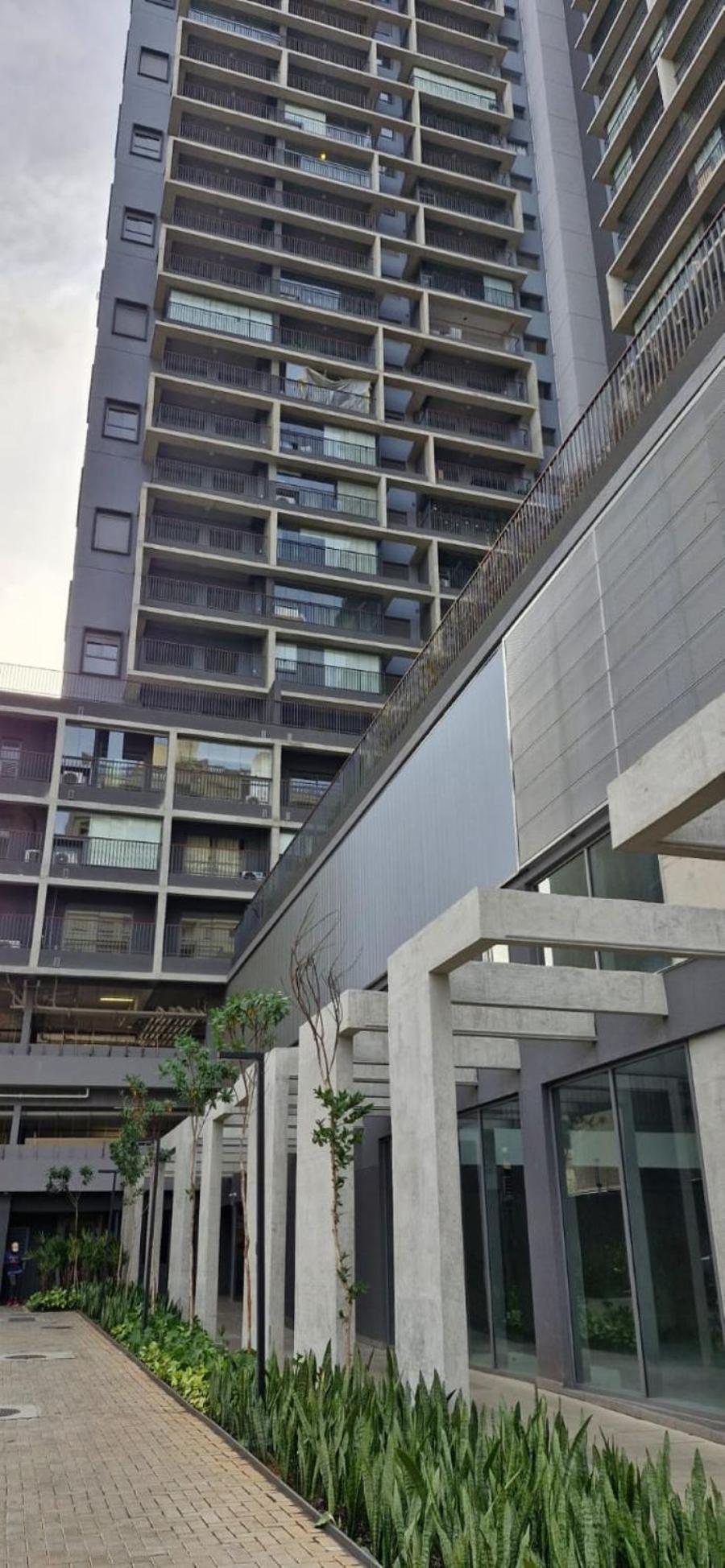 Studio Brooklin 4 min a pé metrô Borba Gato SP facilidade e conforto
