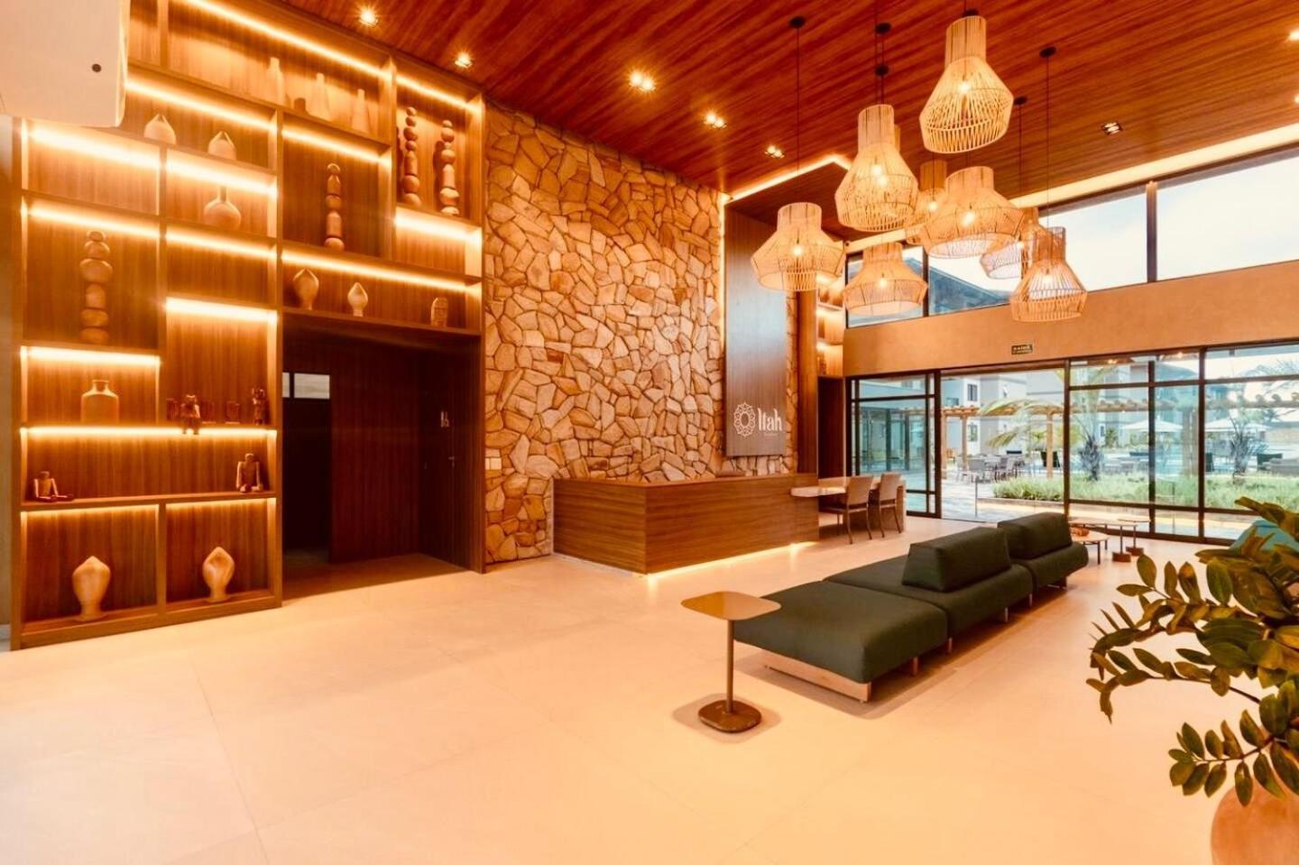 Brisa Muro Alto By Flat na Praia | Beachfront Apartment in Porto de Galinhas