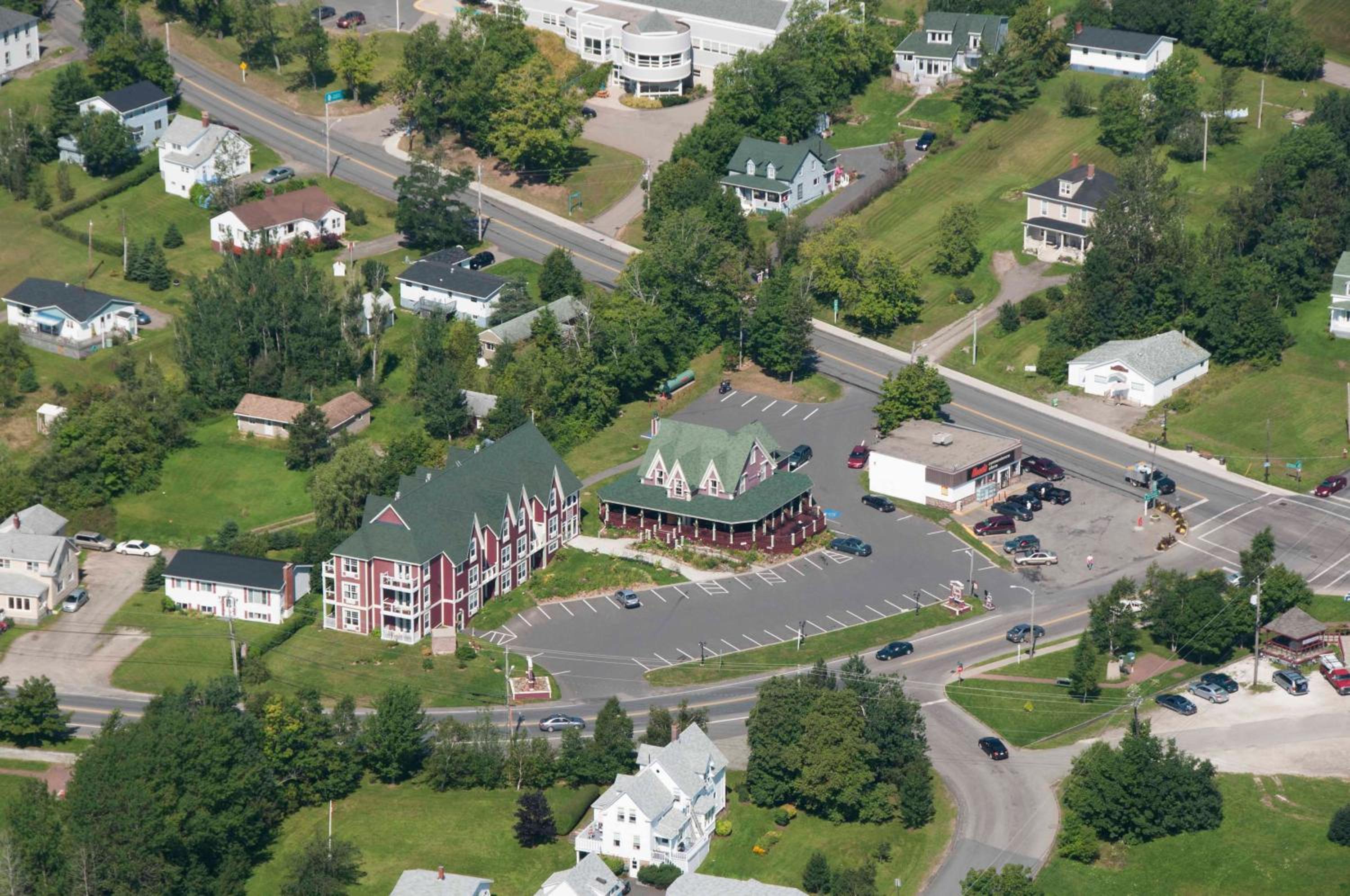 Lynwood Inn