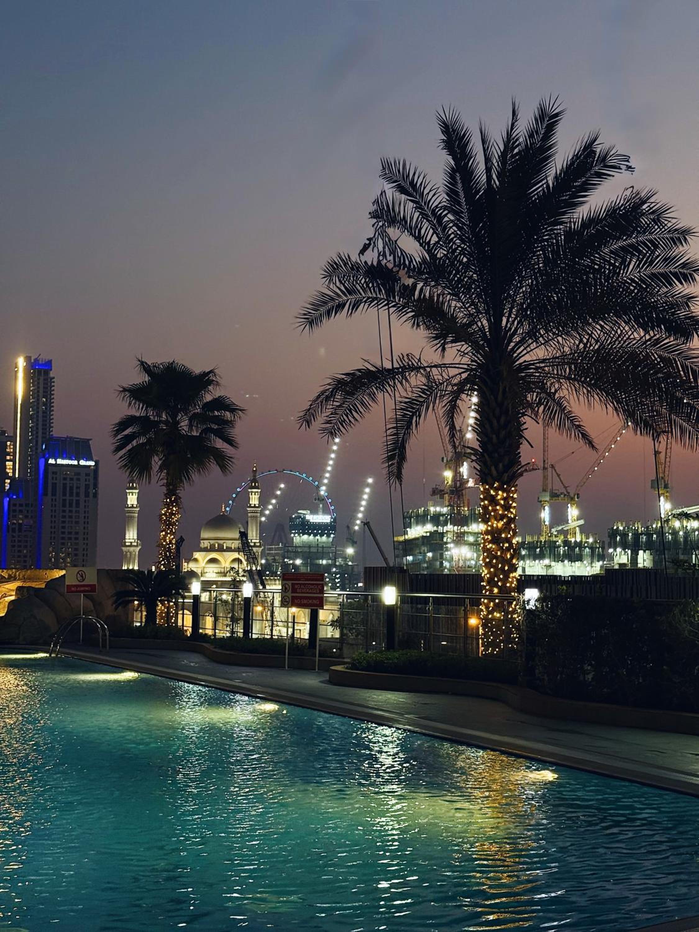 Dubai Marina Modern 1 Bedroom Apartment - steps to tram & Marina Walk