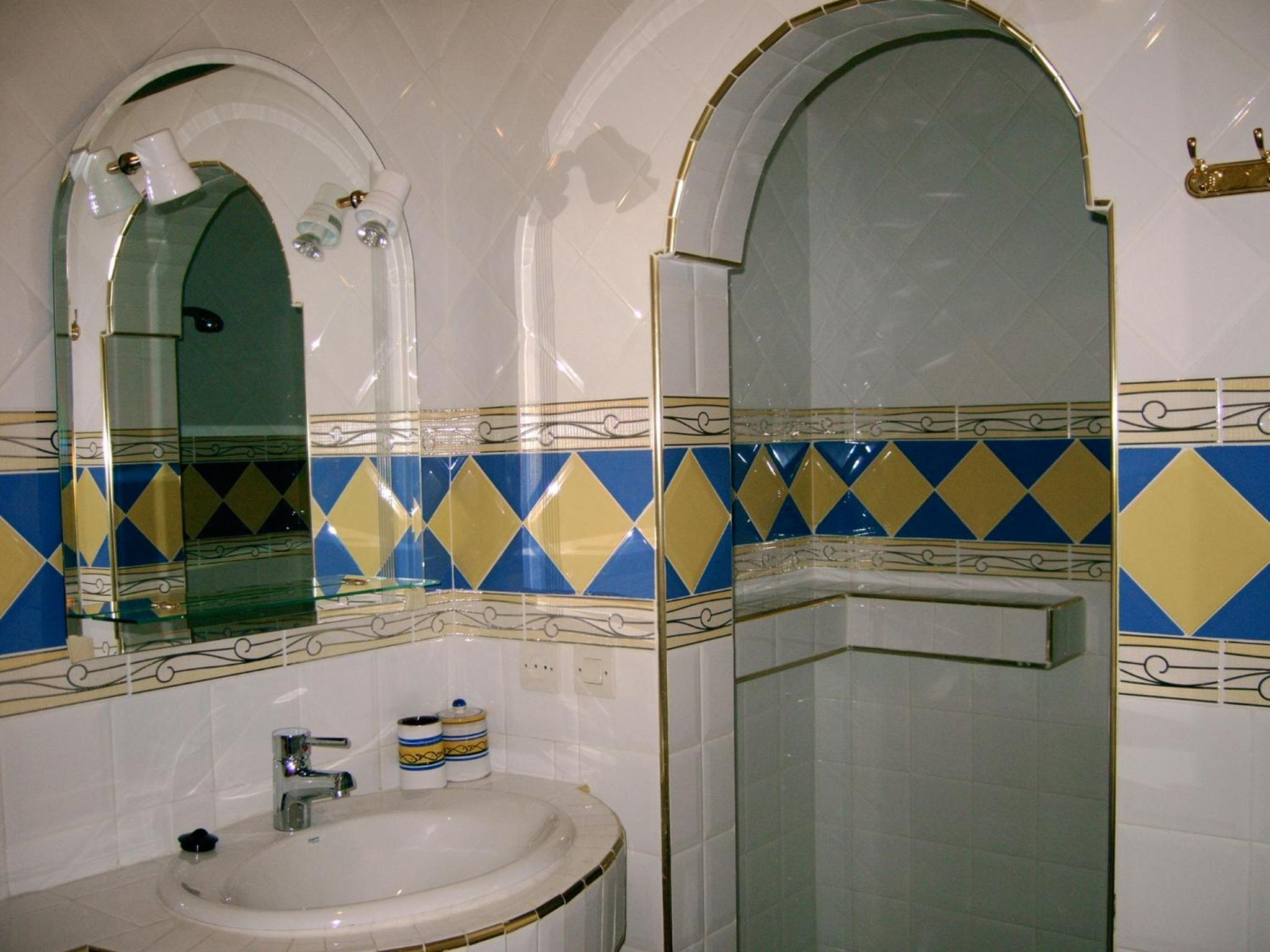 Photo 48