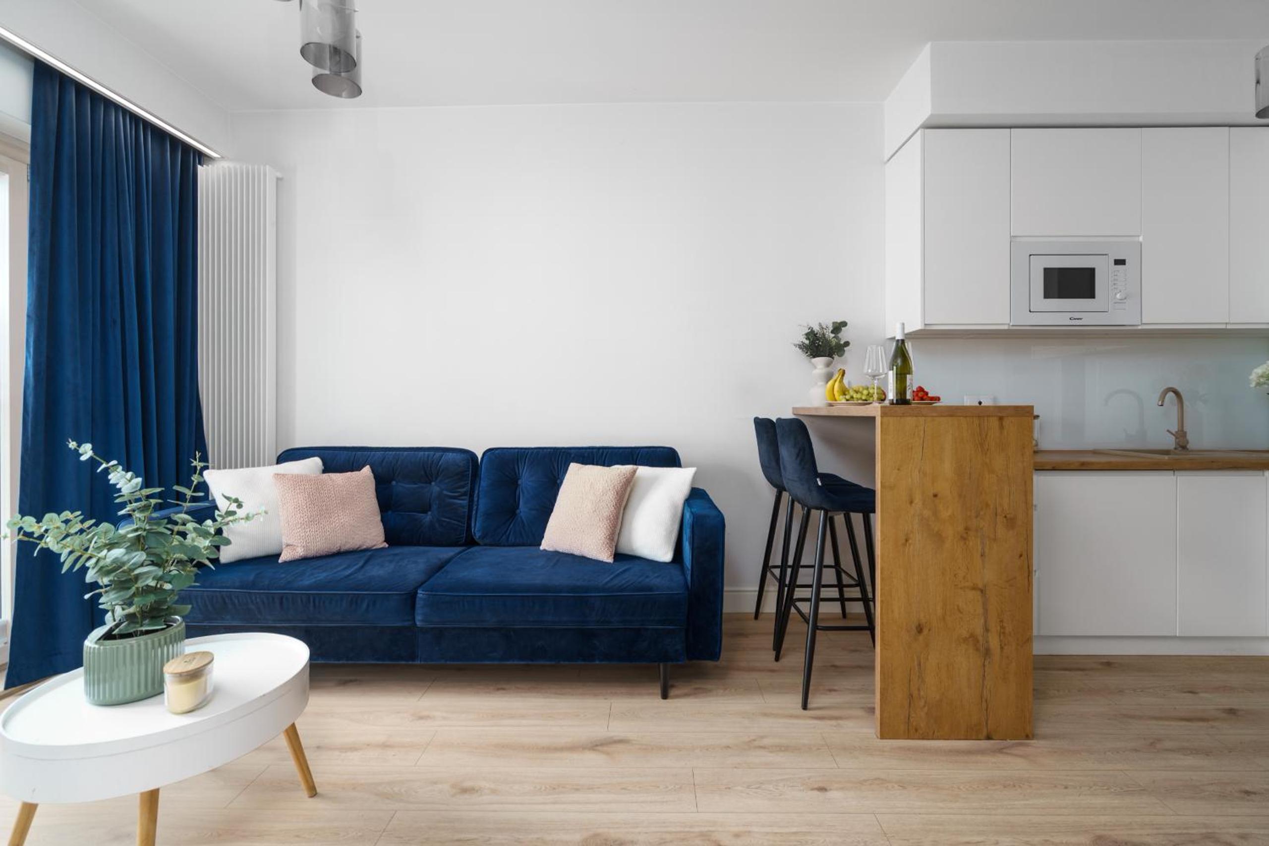 Urban Chic - Luxury Stay at Mennica Residence Warsaw