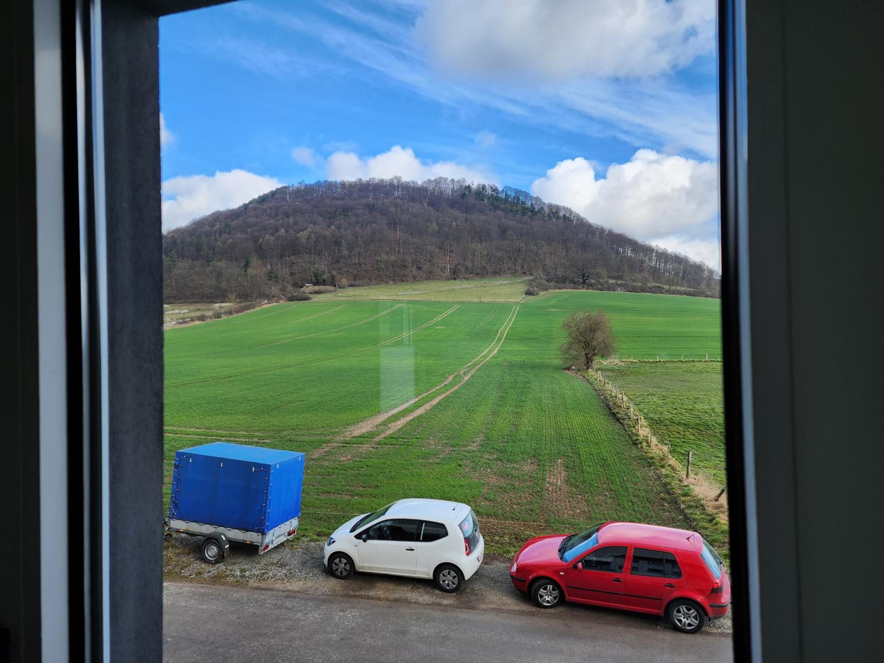 Ferienapartment MW 2b Höxter Weserbergland an der Weser inkl Küche, Wäsche, LAN, Parkplatz, Self CheckIn