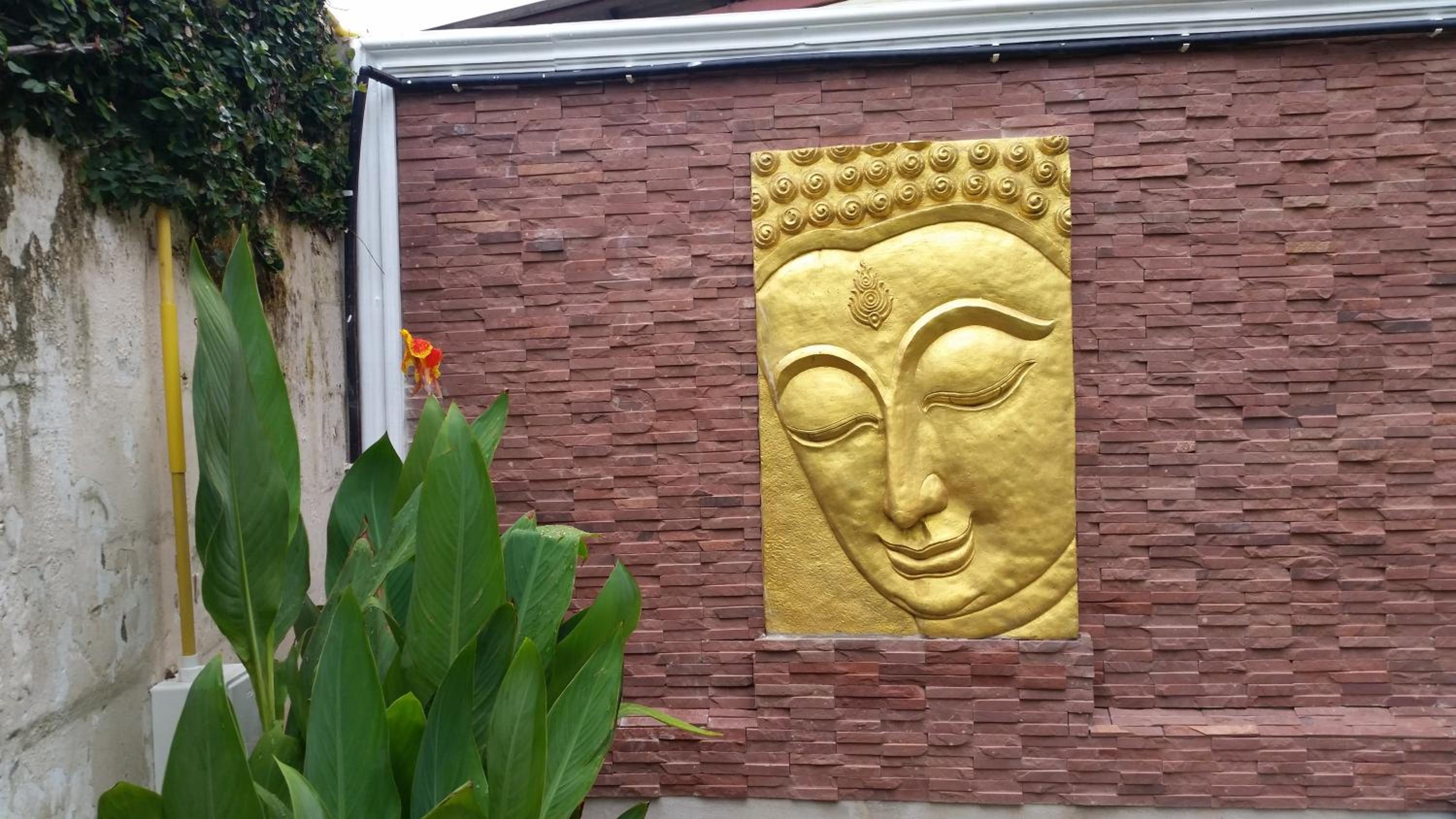 Villa Oranje Chiang Mai