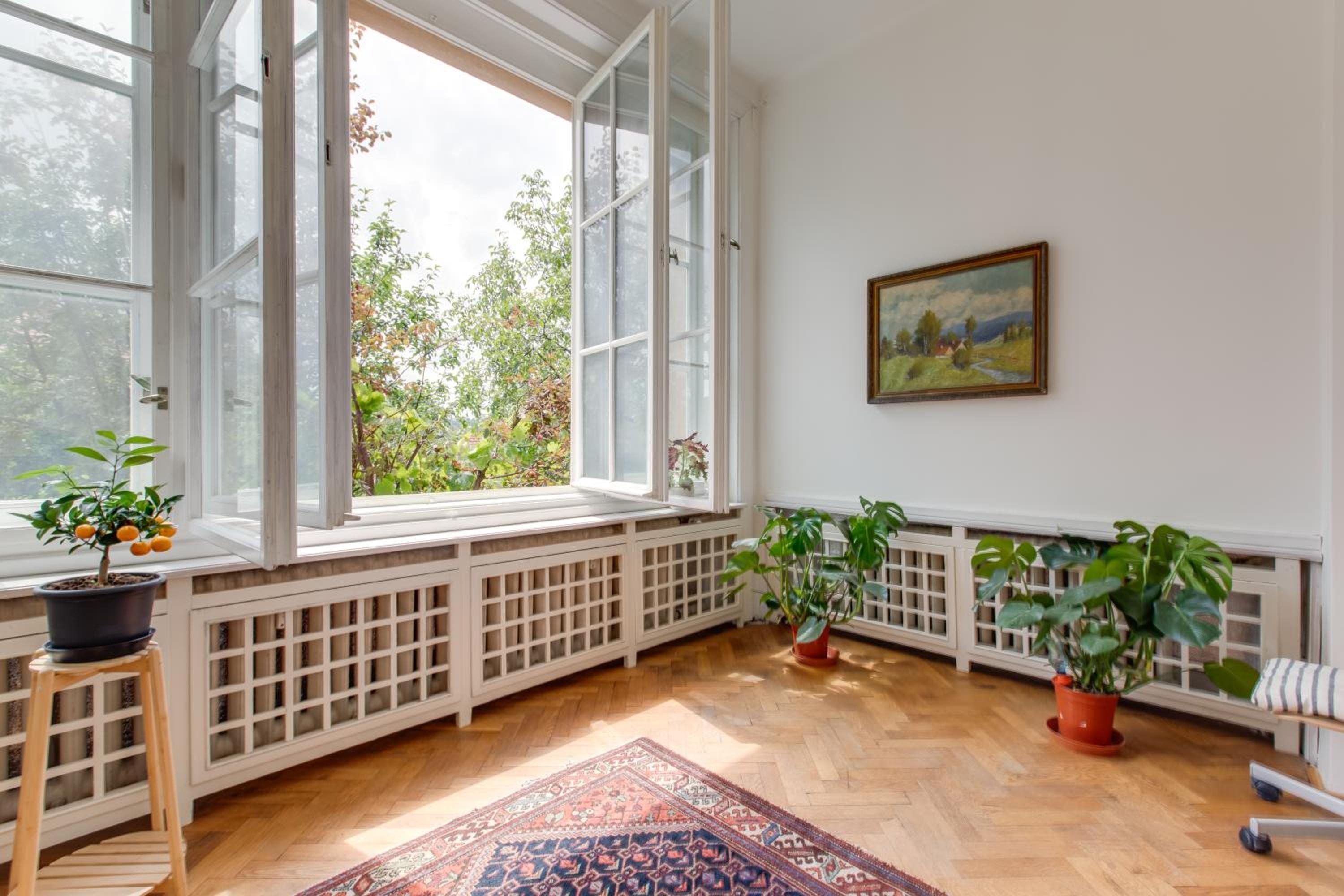 Large Garden Villa Suite Business-Leisure-Sports