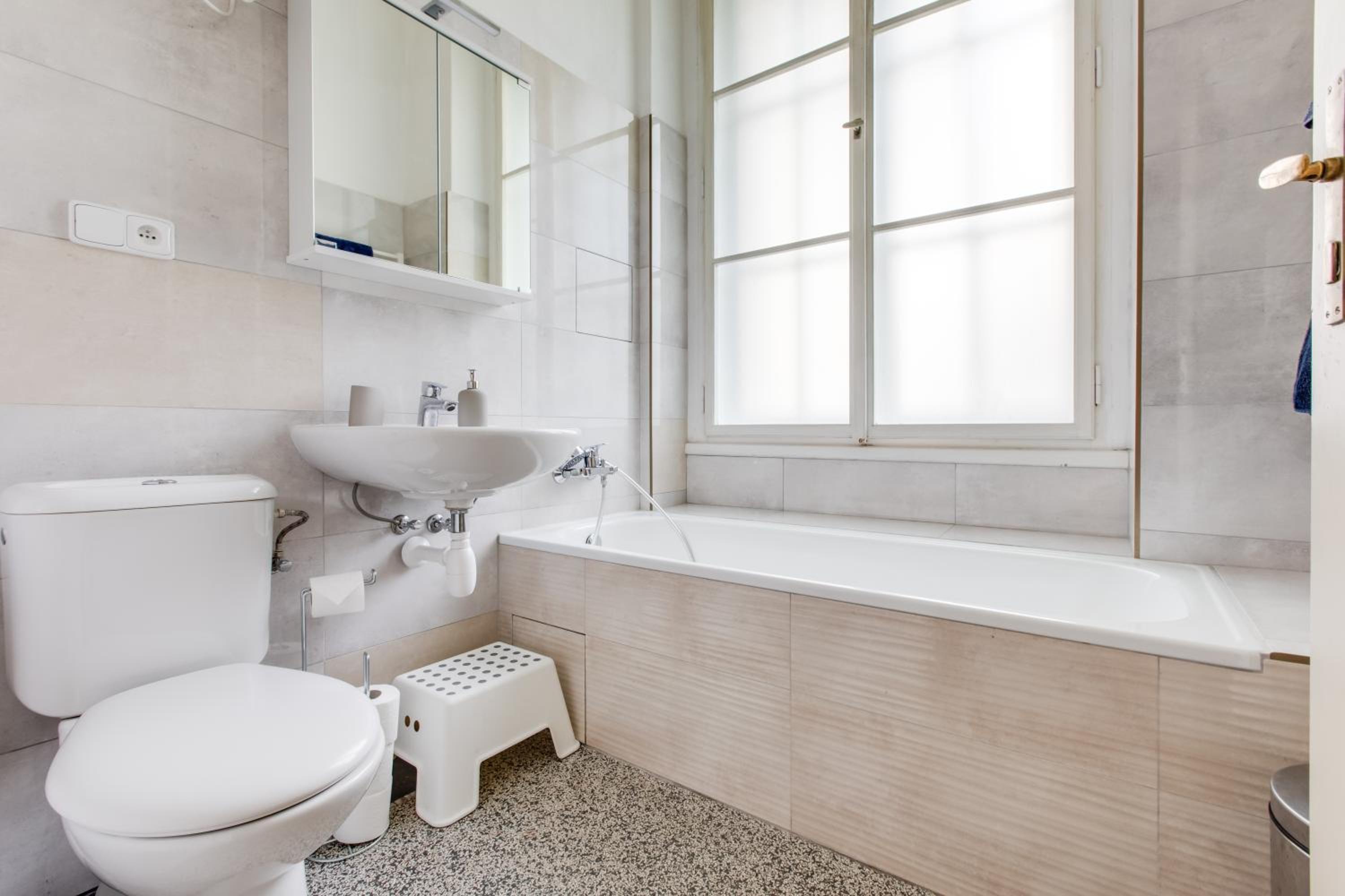 Large Garden Villa Suite Business-Leisure-Sports