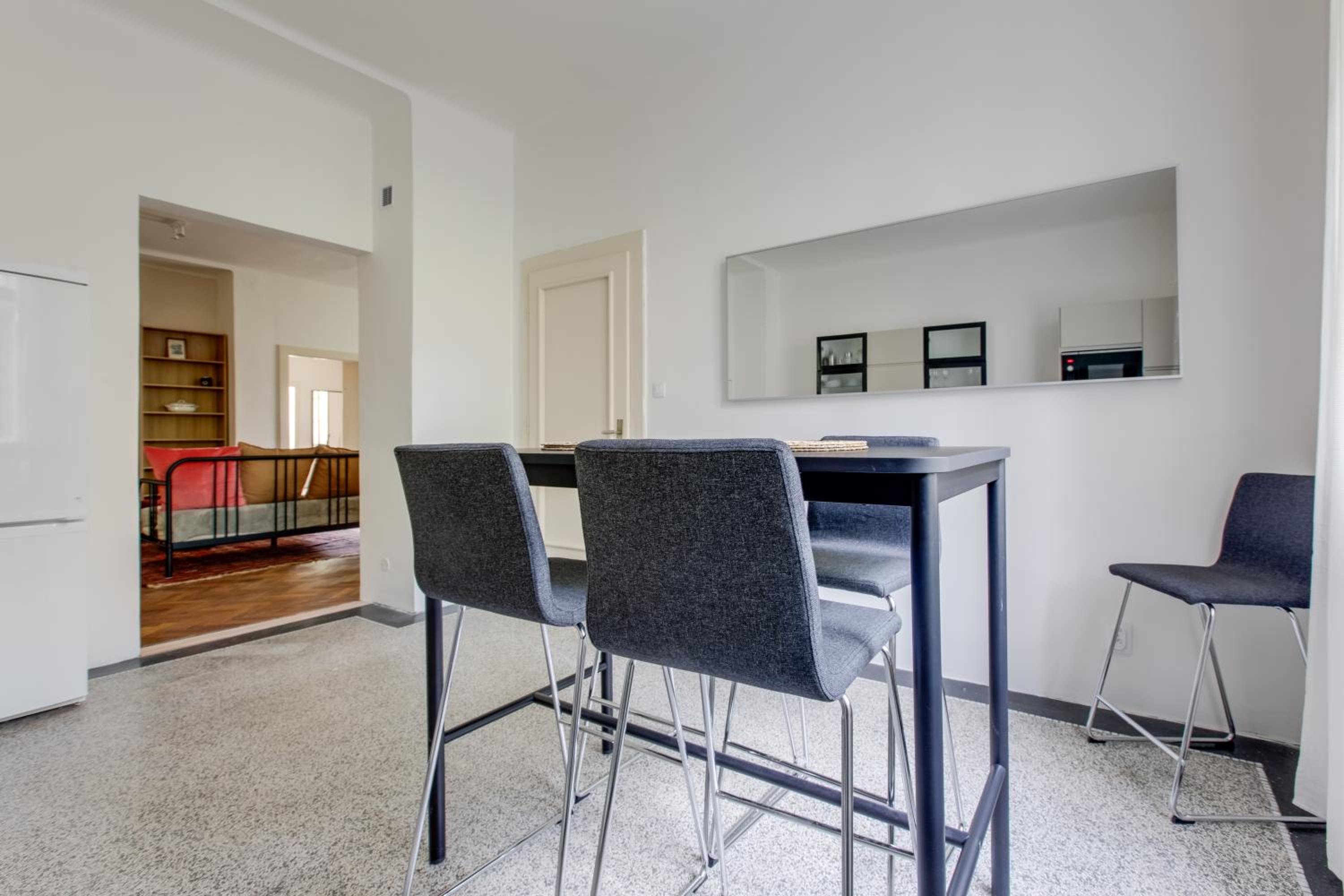 Large Garden Villa Suite Business-Leisure-Sports