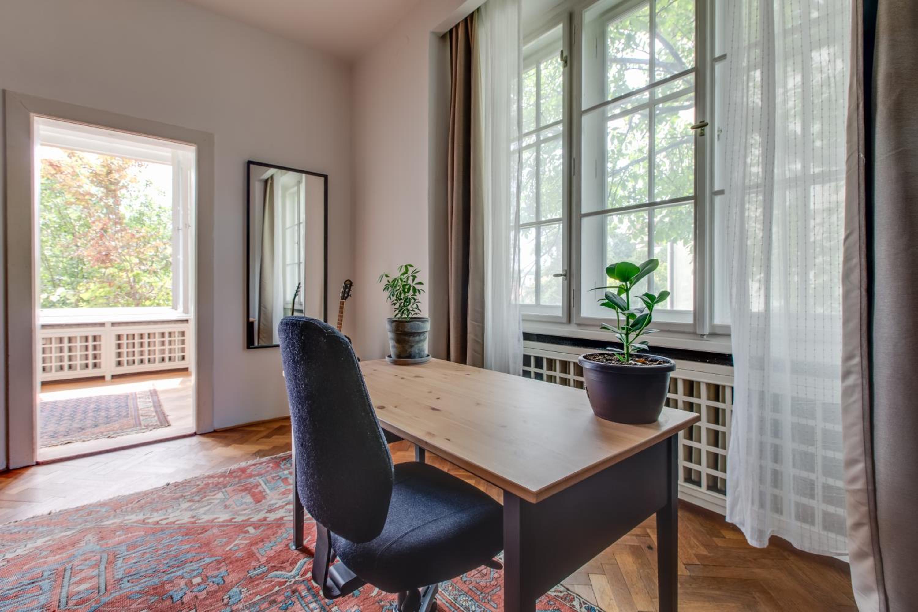 Large Garden Villa Suite Business-Leisure-Sports