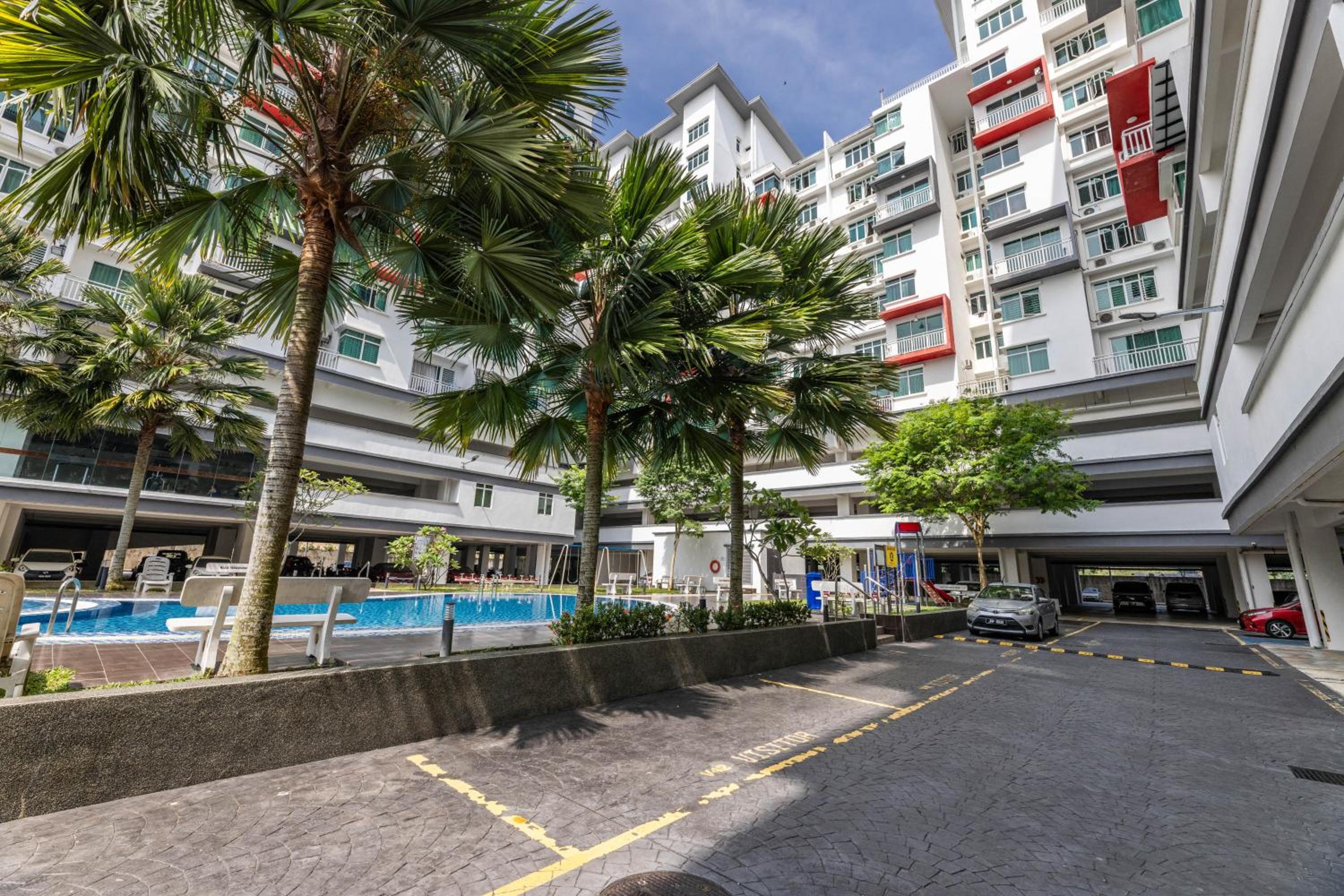 Serene Stay at Ehsan KLIA Sepang by HCK